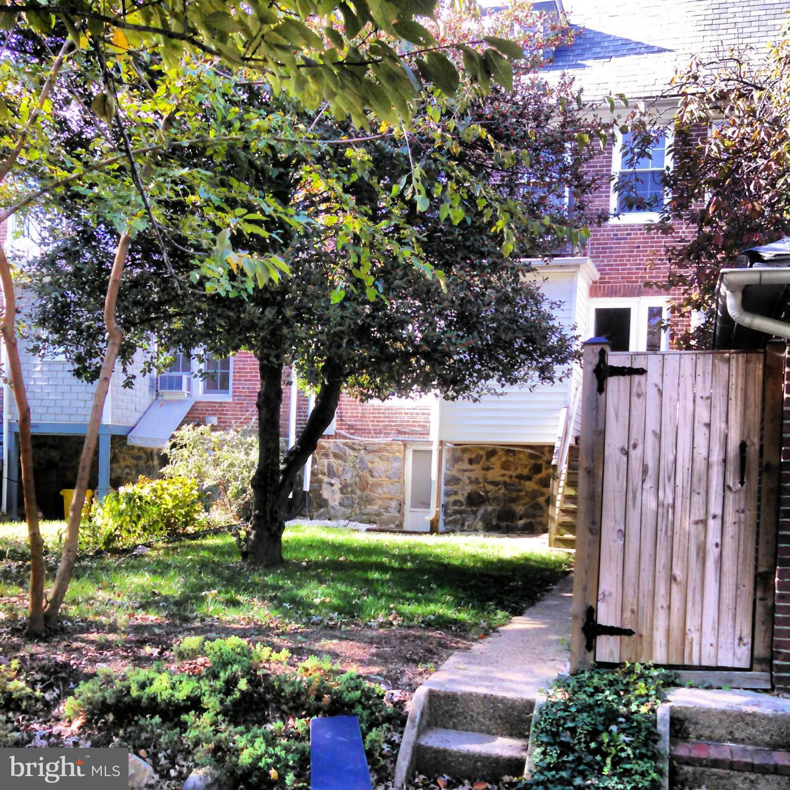 OAKENSHAWE - Residential