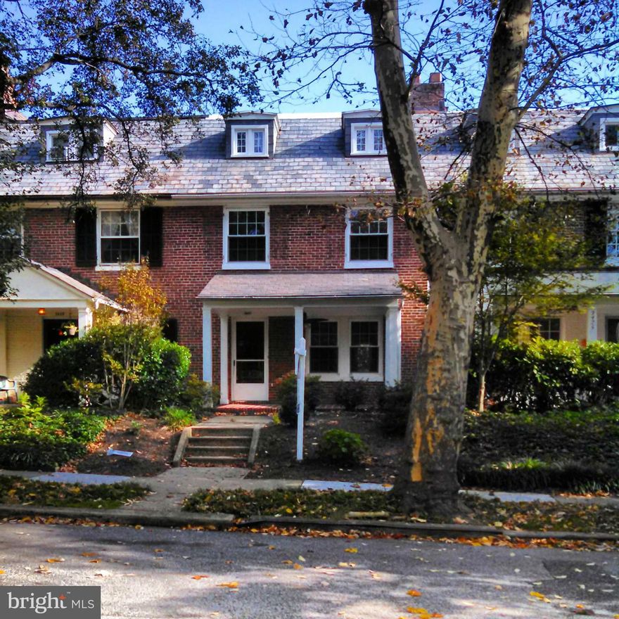 HISTORIC OAKENSHAWE! Excellently maintained townhouse in beautiful Oakenshawe -beautiful architectural detail and wonderful neighborhood. Steps away from JHU and Union Memorial Hospital and just minutes from downtown. Original hardwood floors, updated windows and appliances, lovely backyard. This home also qualifies for several city incentive programs - come see it!