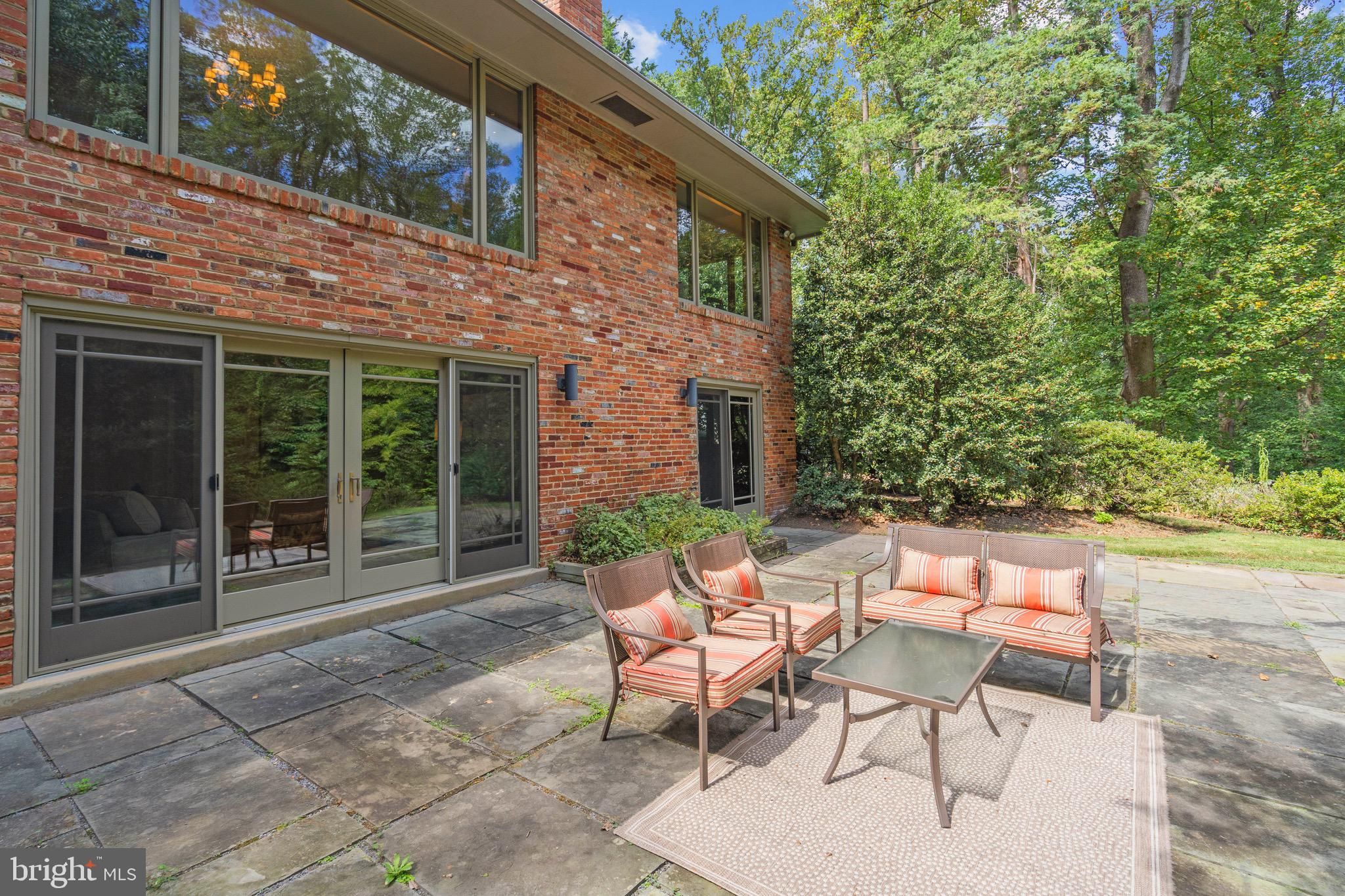 BELLEVUE FOREST - Residential