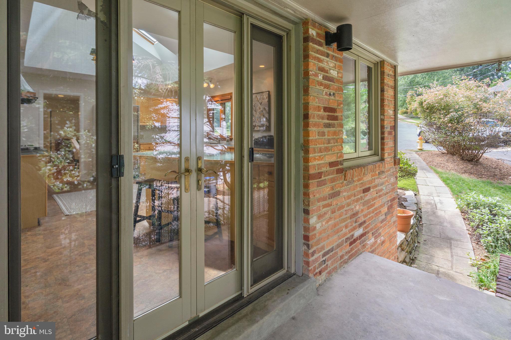 BELLEVUE FOREST - Residential