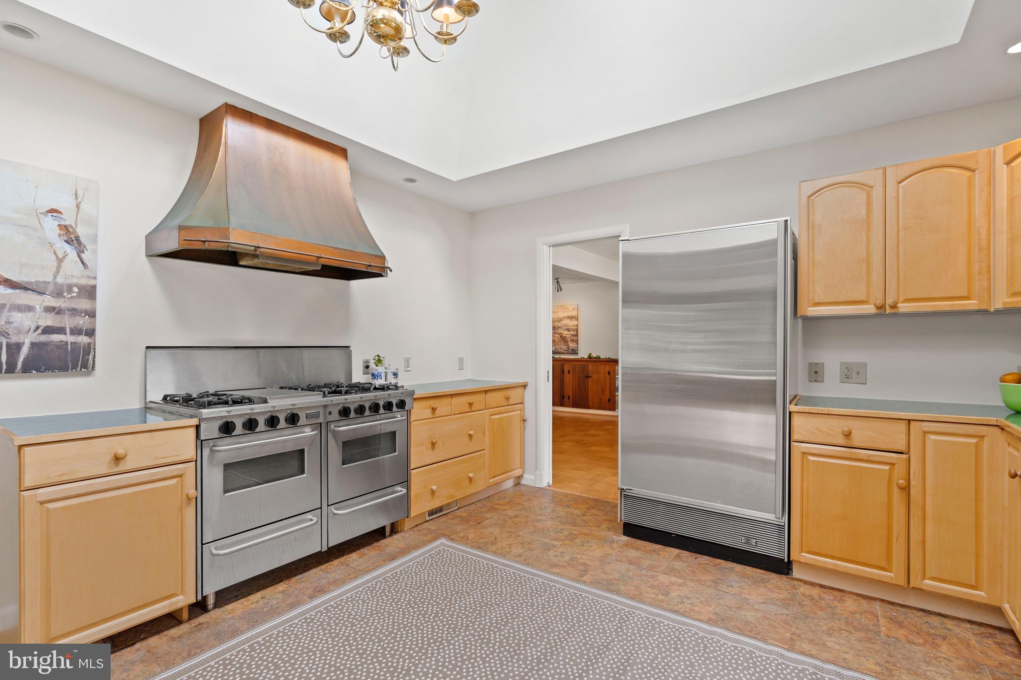 BELLEVUE FOREST - Residential