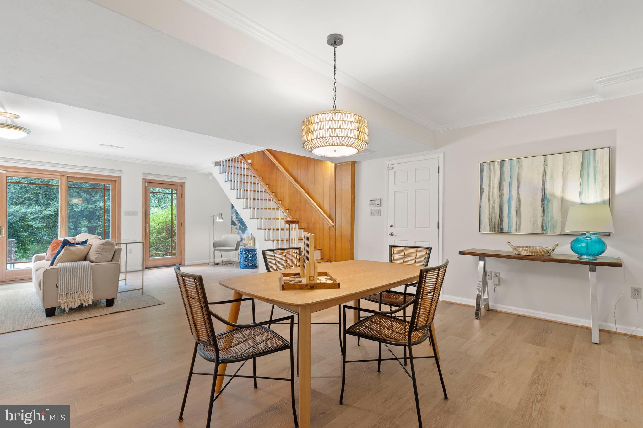 BELLEVUE FOREST - Residential