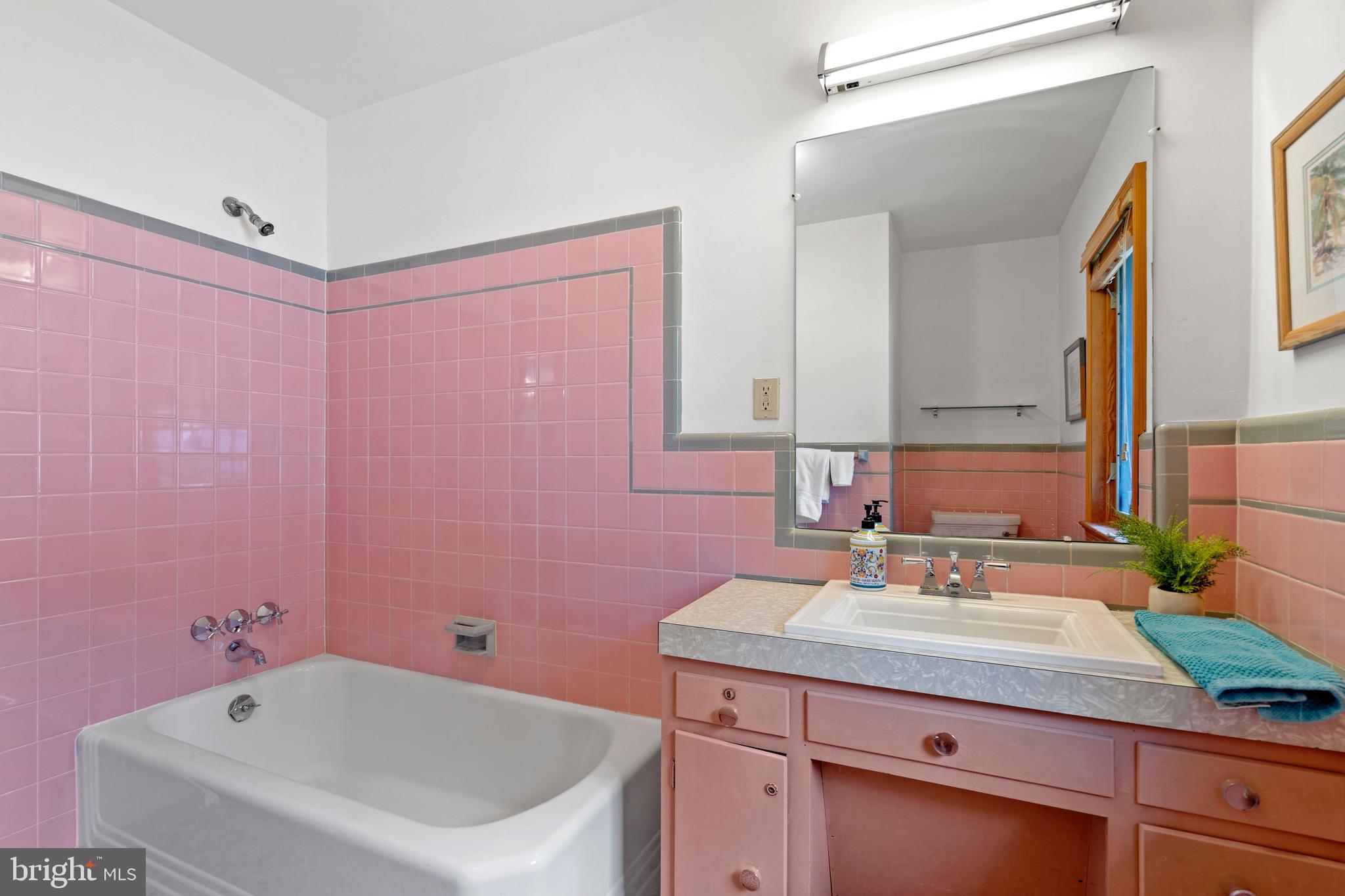 BELLEVUE FOREST - Residential