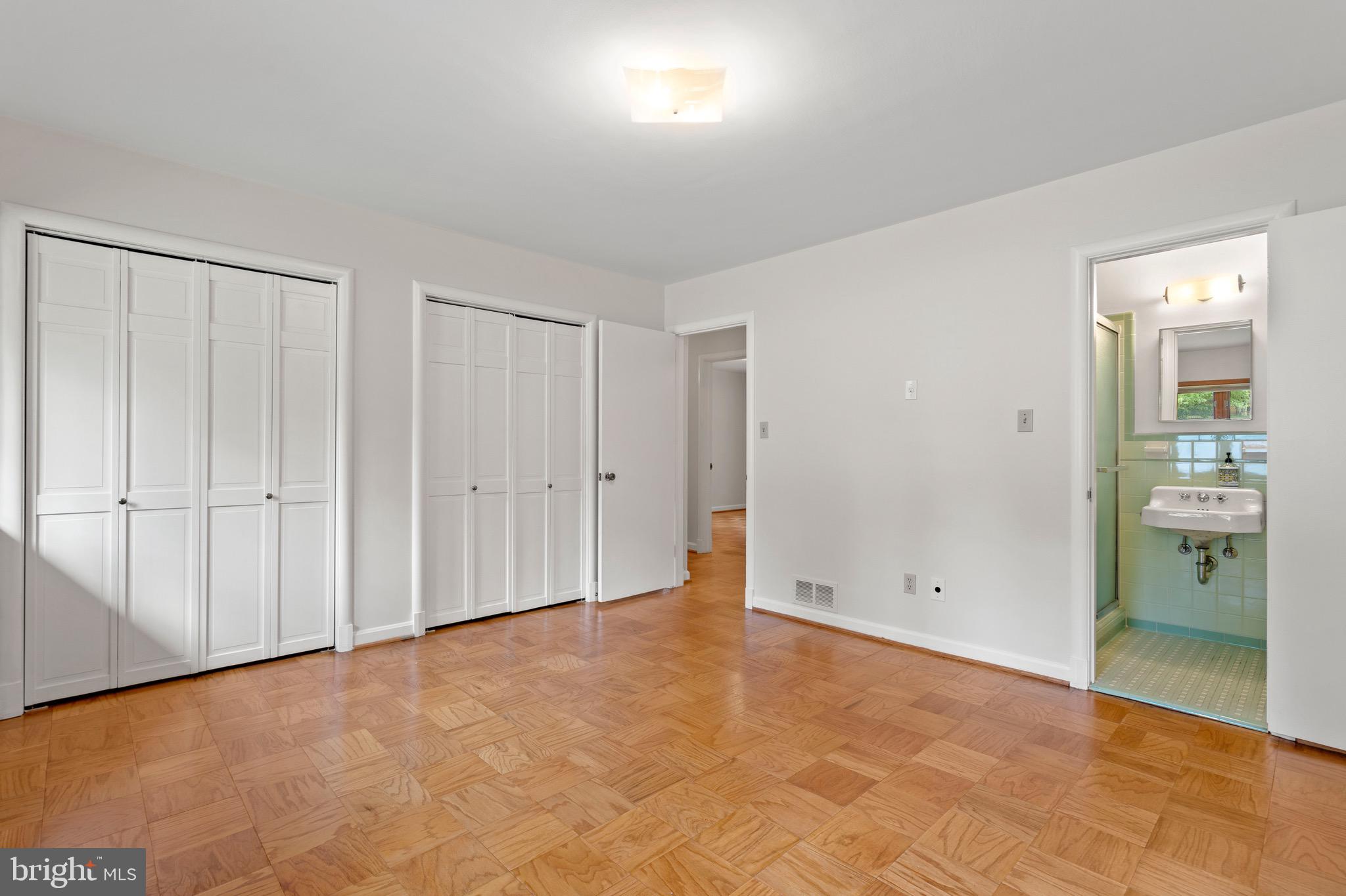 BELLEVUE FOREST - Residential