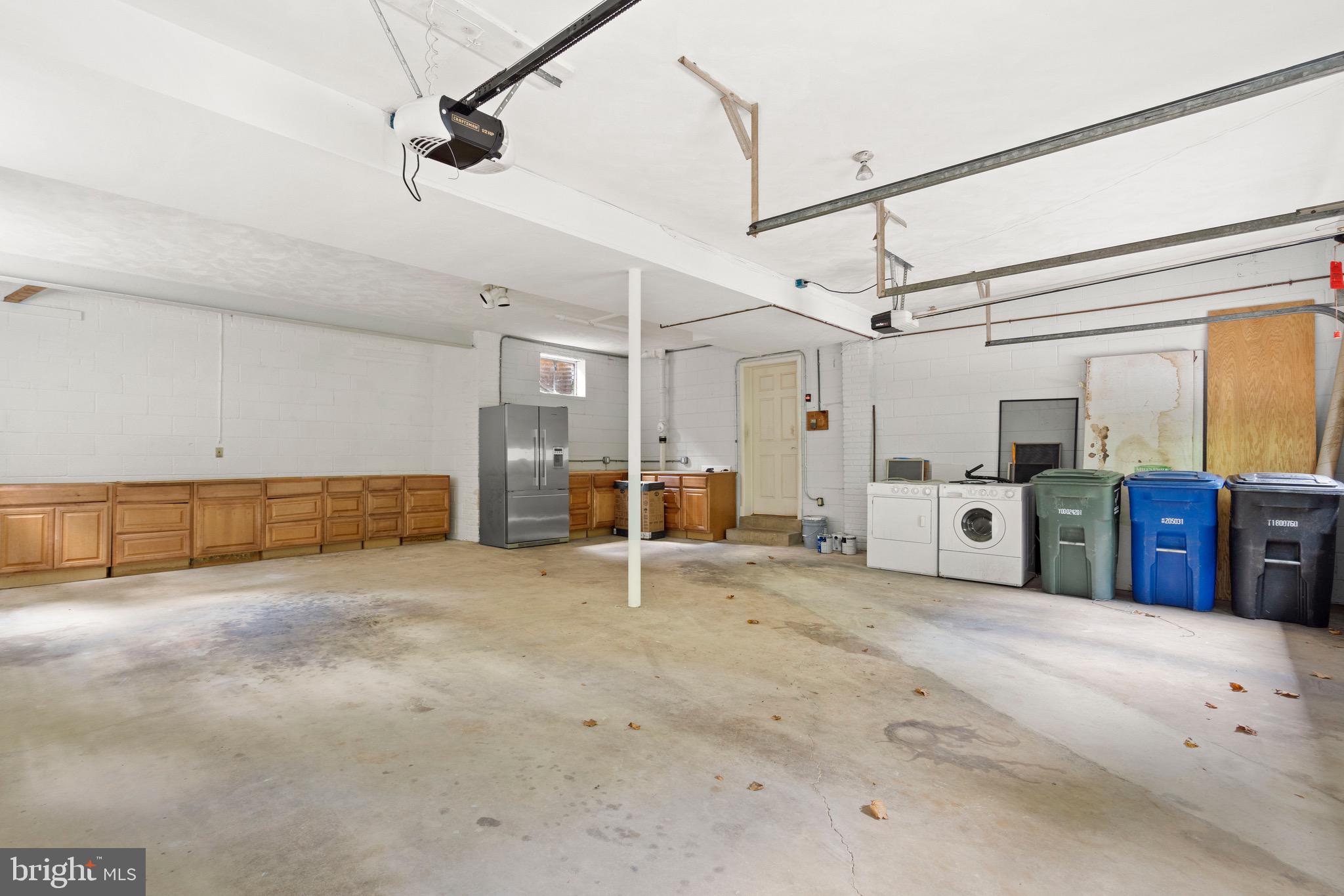 BELLEVUE FOREST - Residential