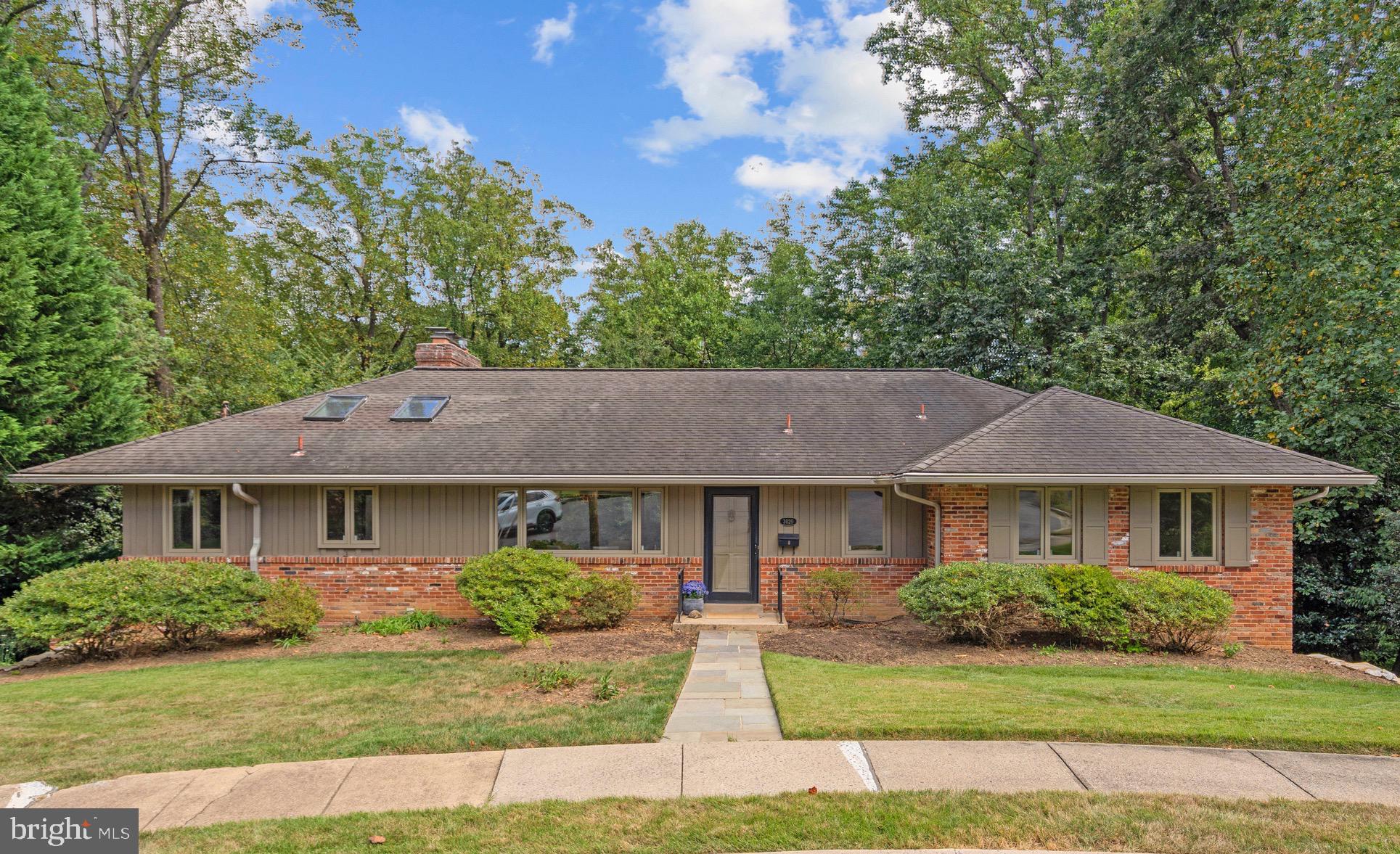 BELLEVUE FOREST - Residential