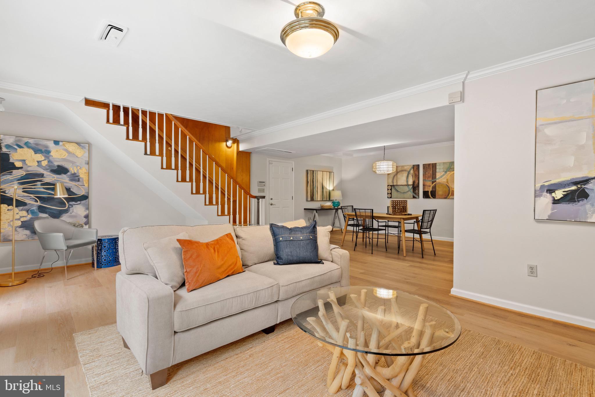 BELLEVUE FOREST - Residential