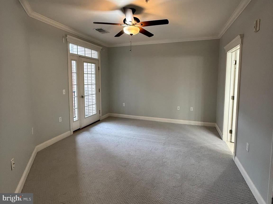 THE GRANDE AT RIVERVIEW - Residential Lease