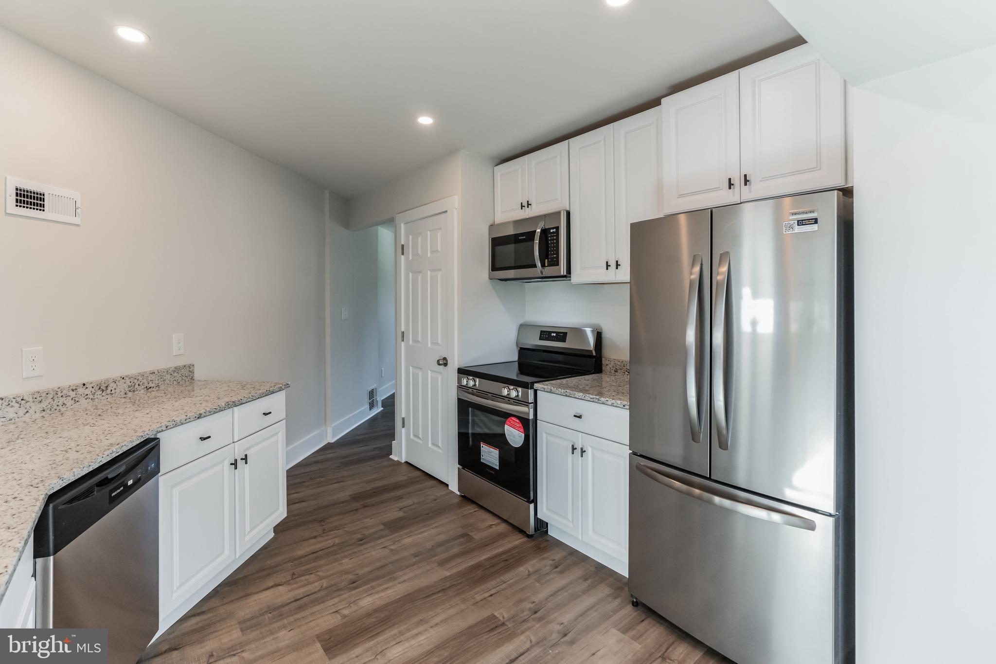 WESTINGHOUSE VLG - Residential