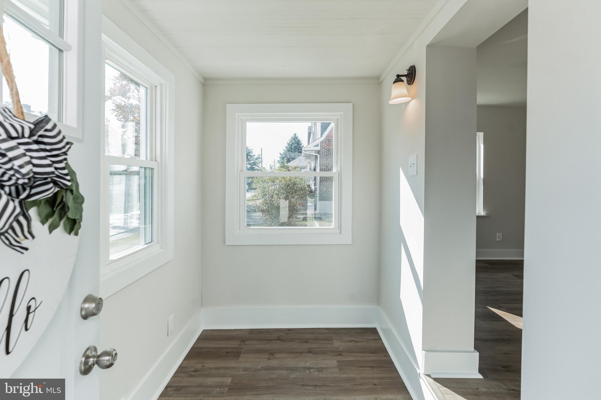 WESTINGHOUSE VLG - Residential