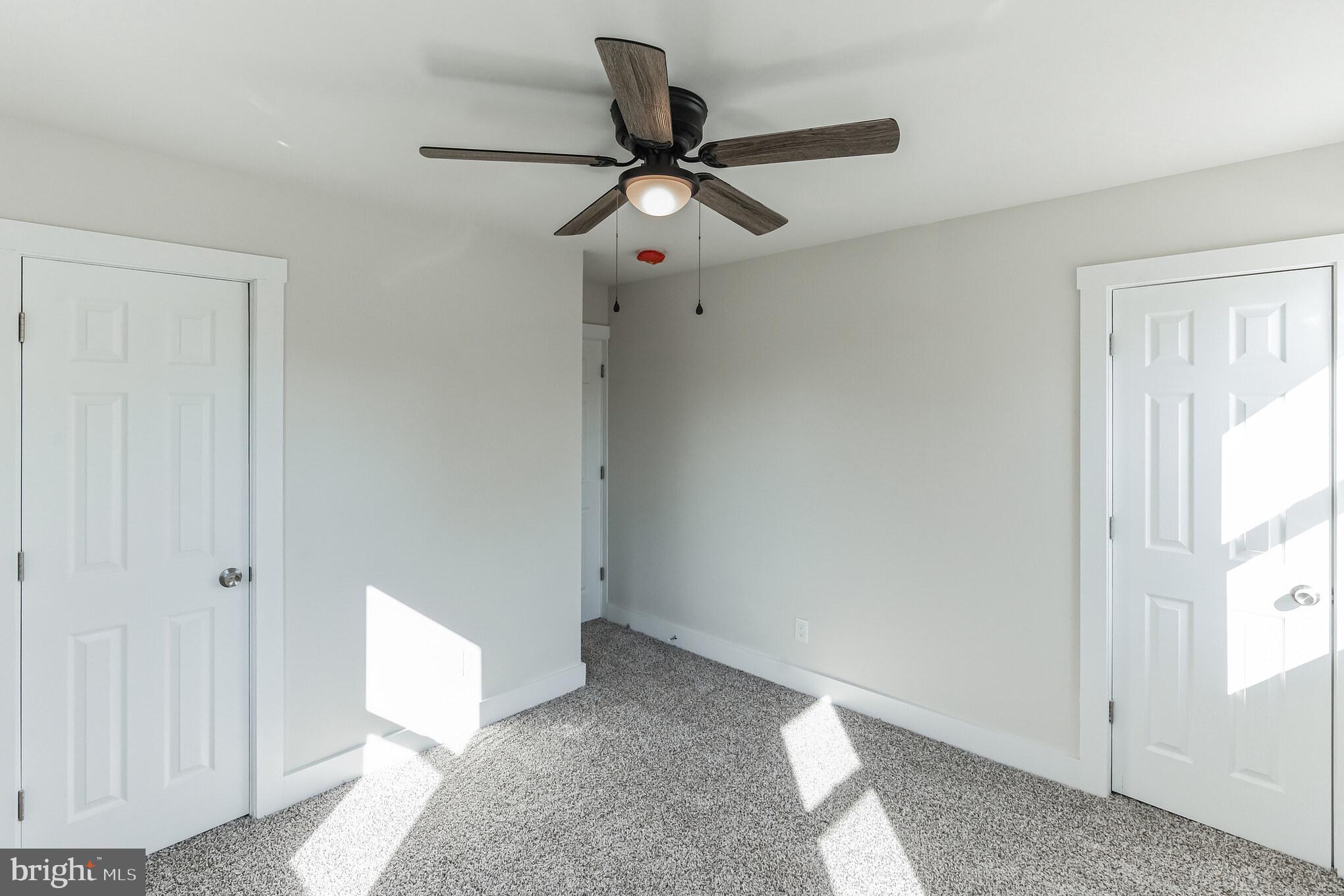 WESTINGHOUSE VLG - Residential