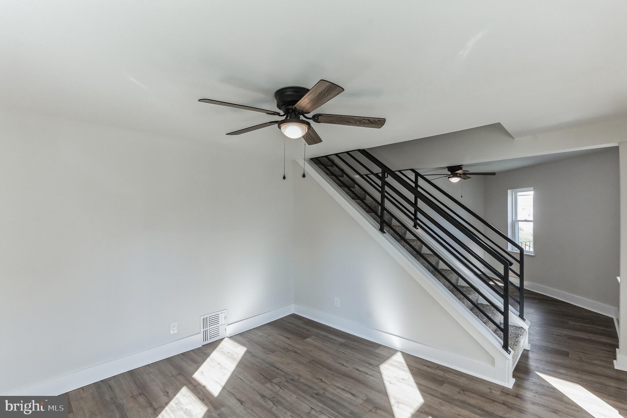 WESTINGHOUSE VLG - Residential