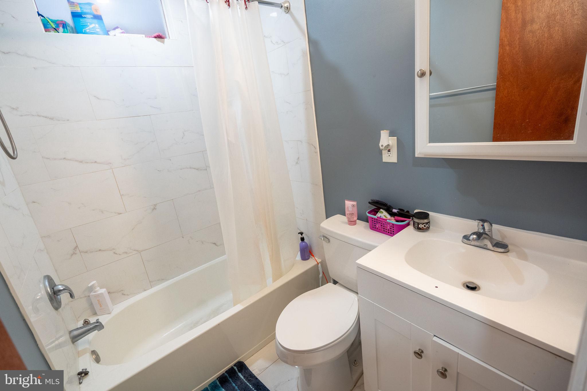 HILLCREST TERRACE - Residential