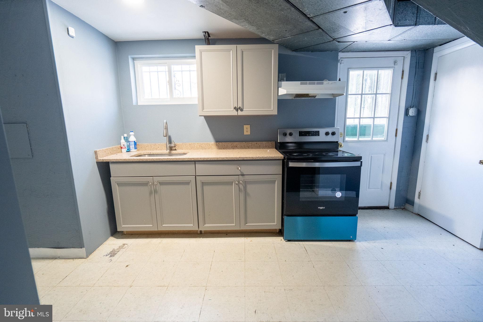 HILLCREST TERRACE - Residential