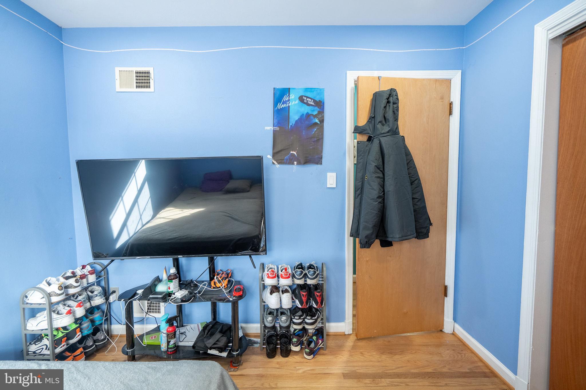 HILLCREST TERRACE - Residential