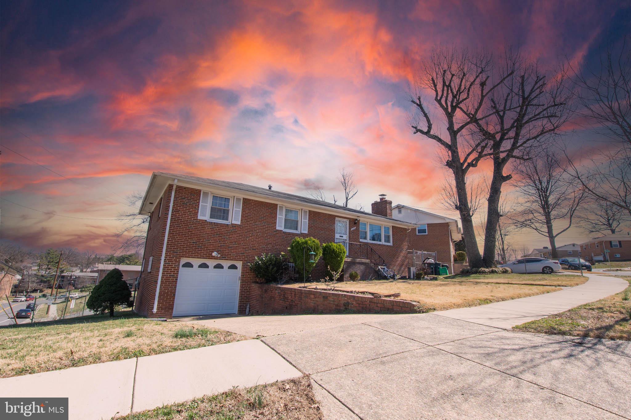 HILLCREST TERRACE - Residential