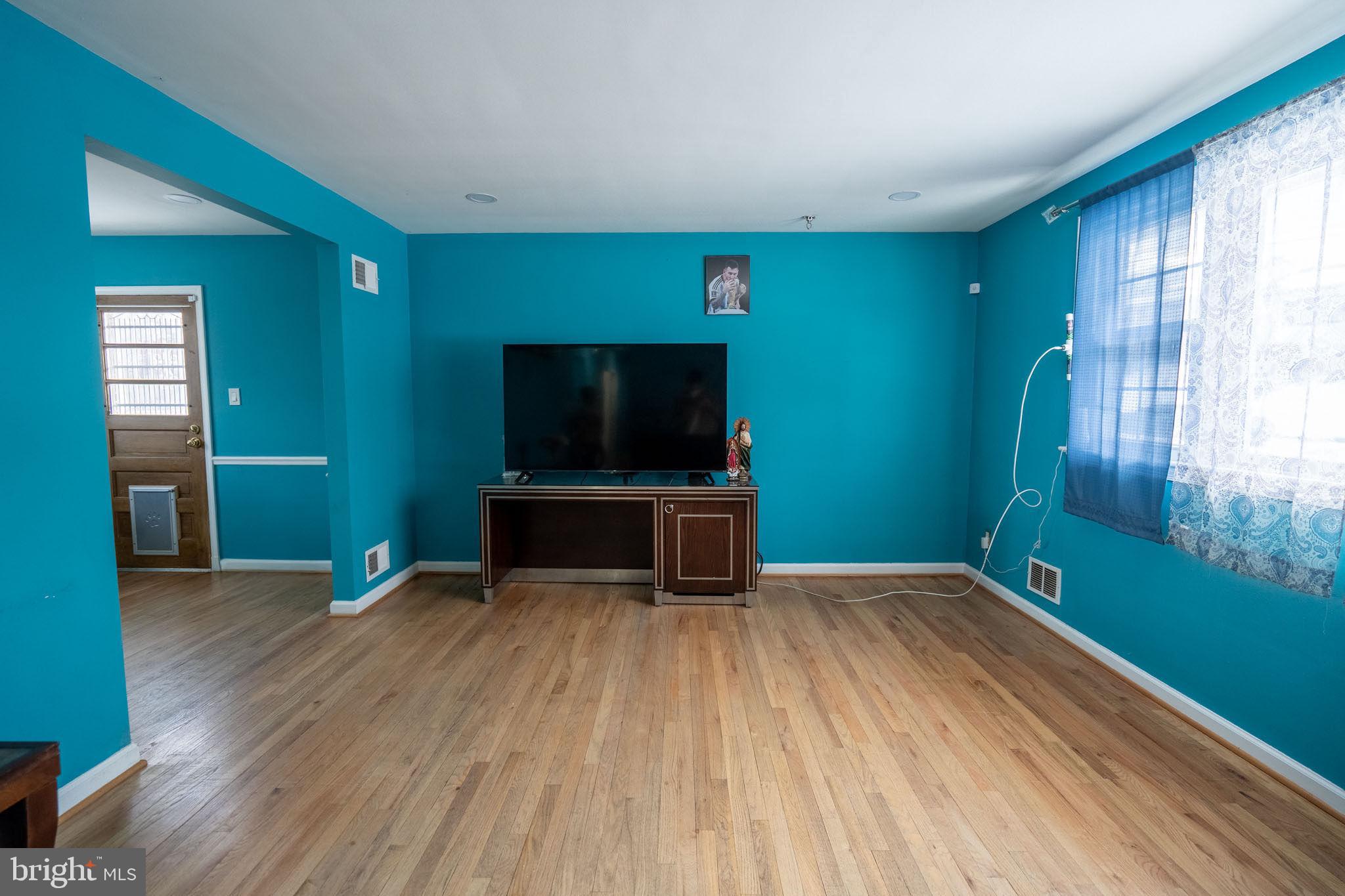 HILLCREST TERRACE - Residential