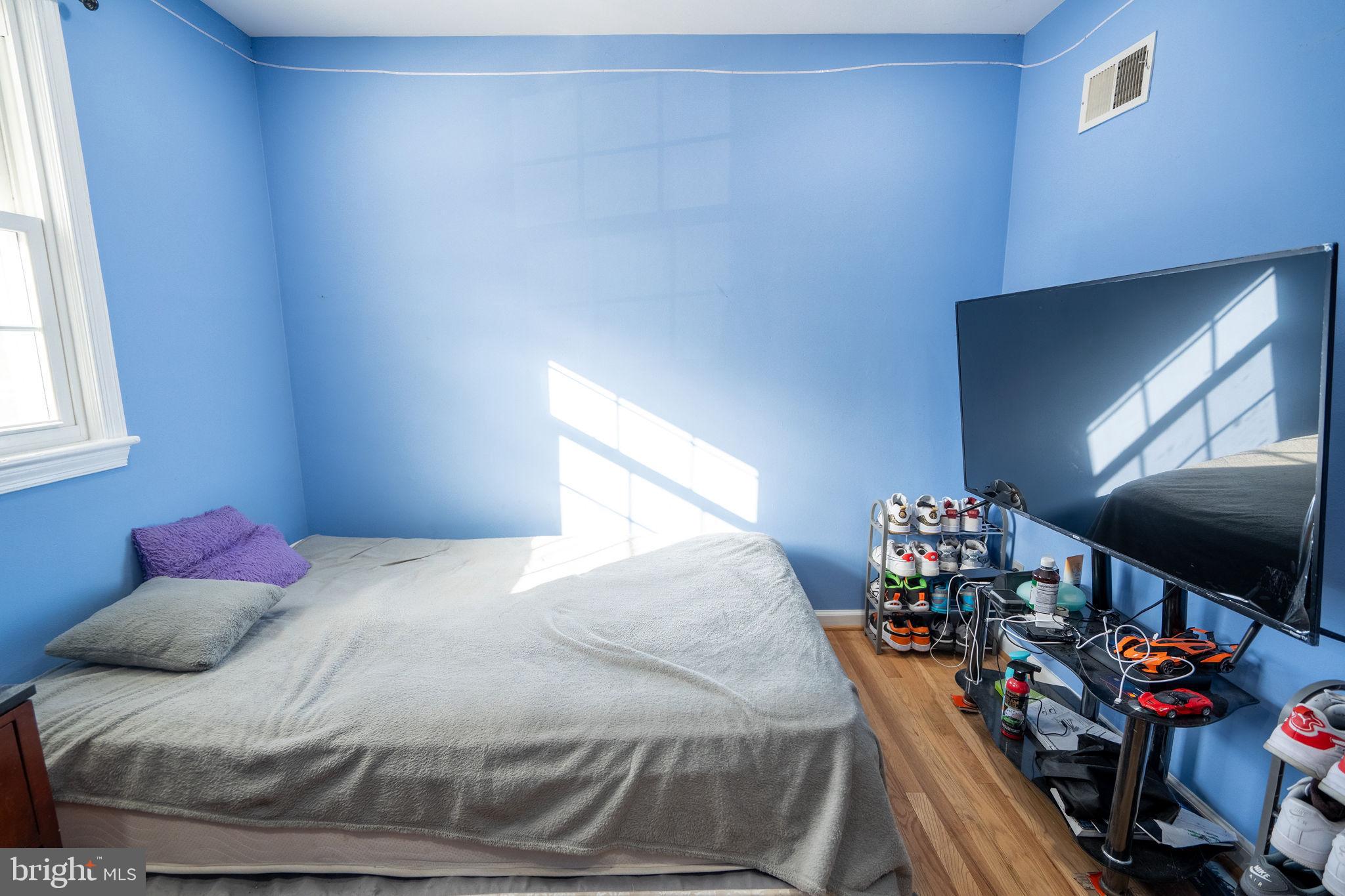 HILLCREST TERRACE - Residential