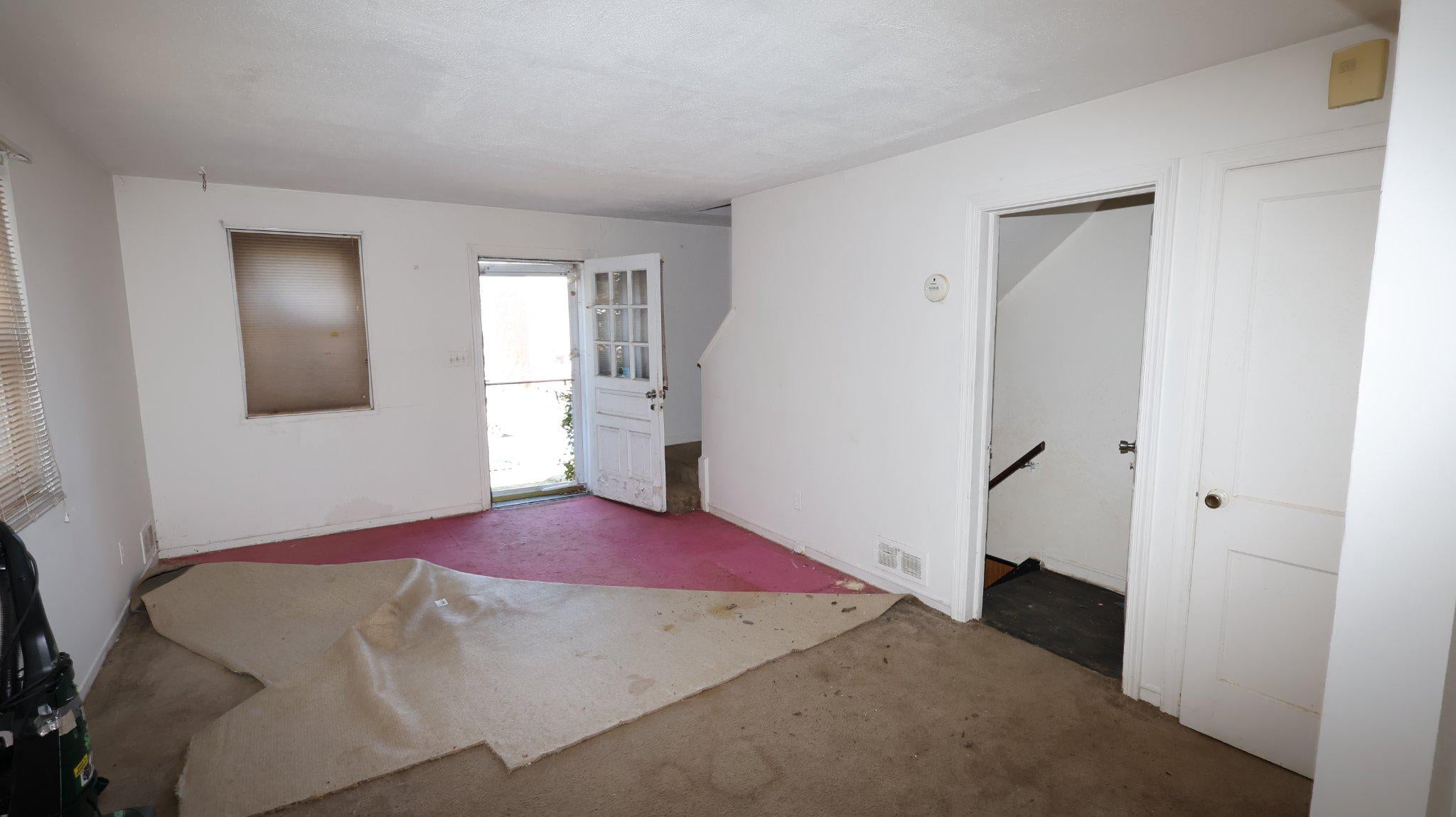 166 SW ELMIRA STREET SW