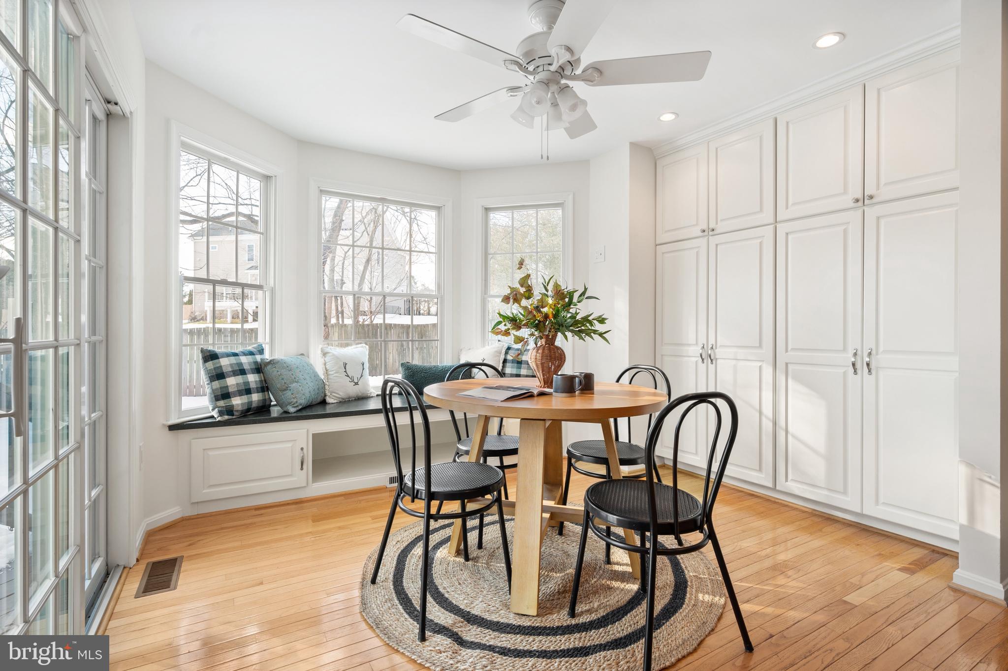 CHANTILLY ESTATES - Residential