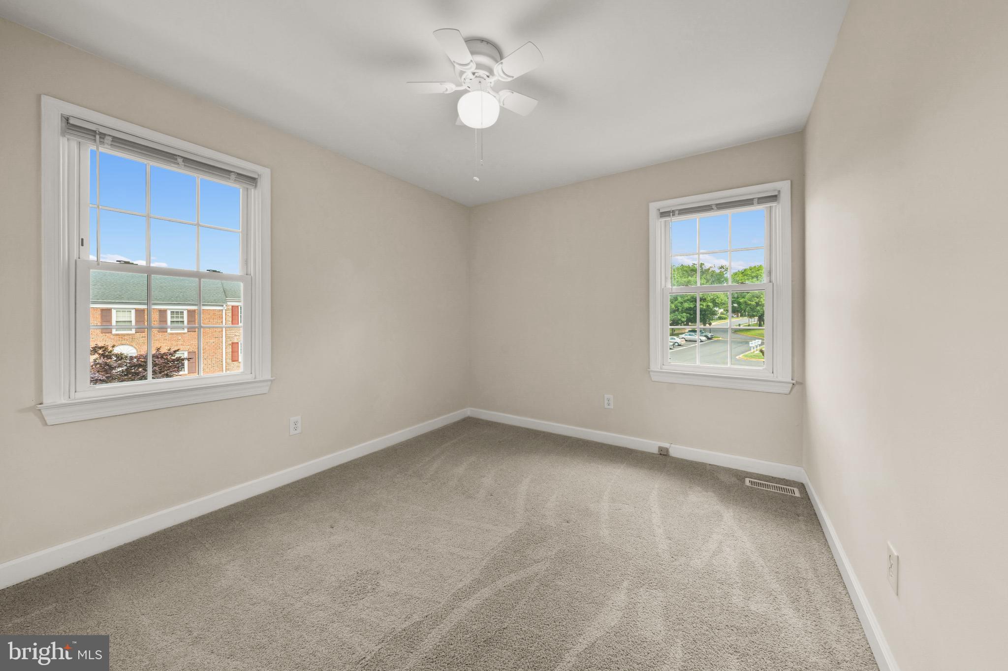 THE MEADOWS - Residential