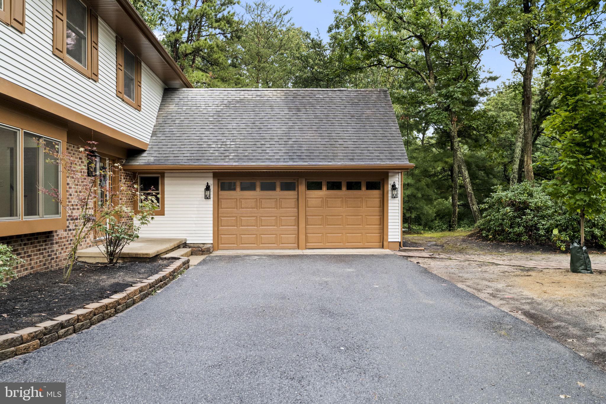 2 HARWOOD DRIVE