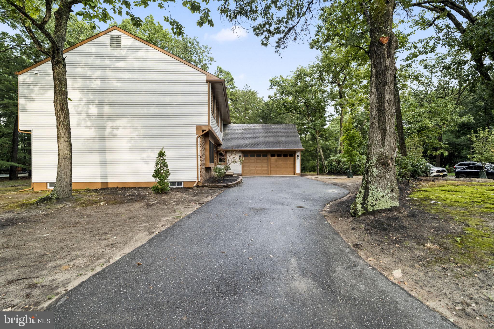 2 HARWOOD DRIVE