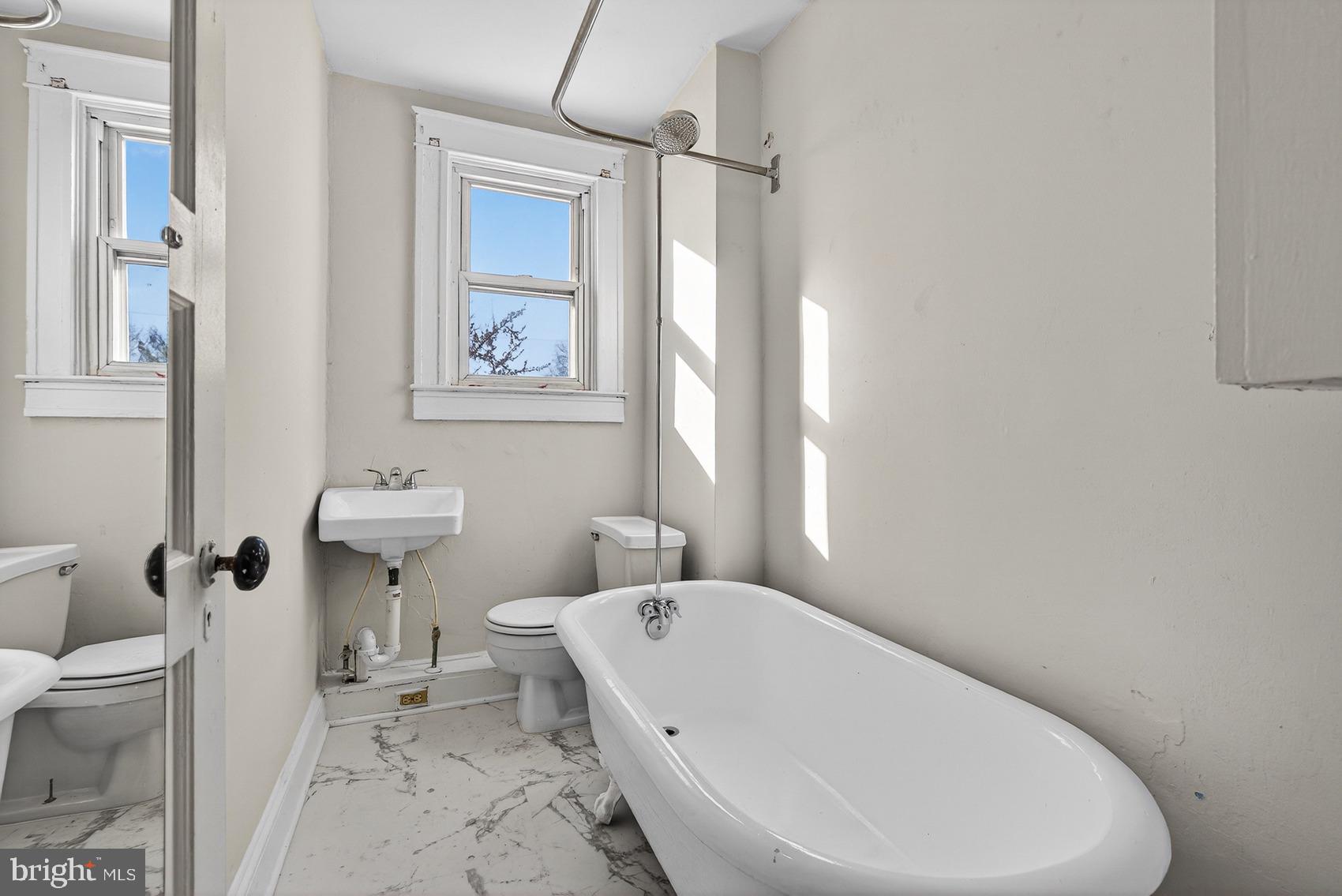 WAVERLY - Residential