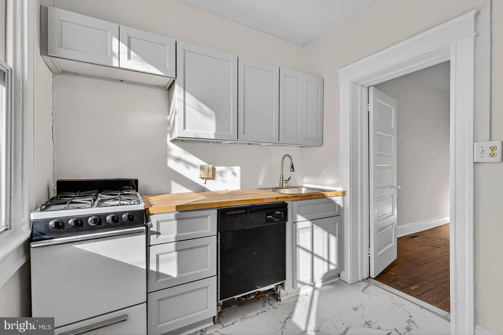 WAVERLY - Residential