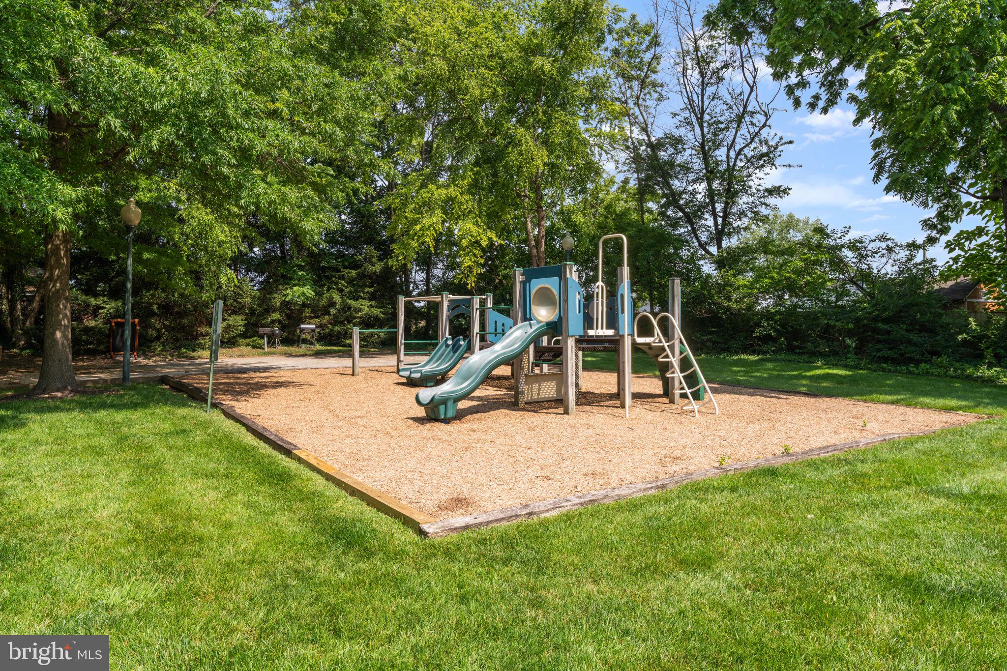 HEARTHSTONE VILLAGE - Residential