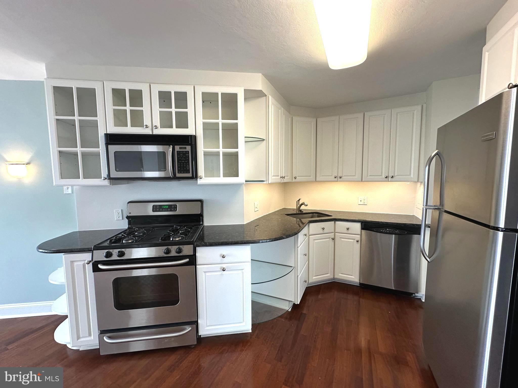 50 BELMONT AVENUE 916