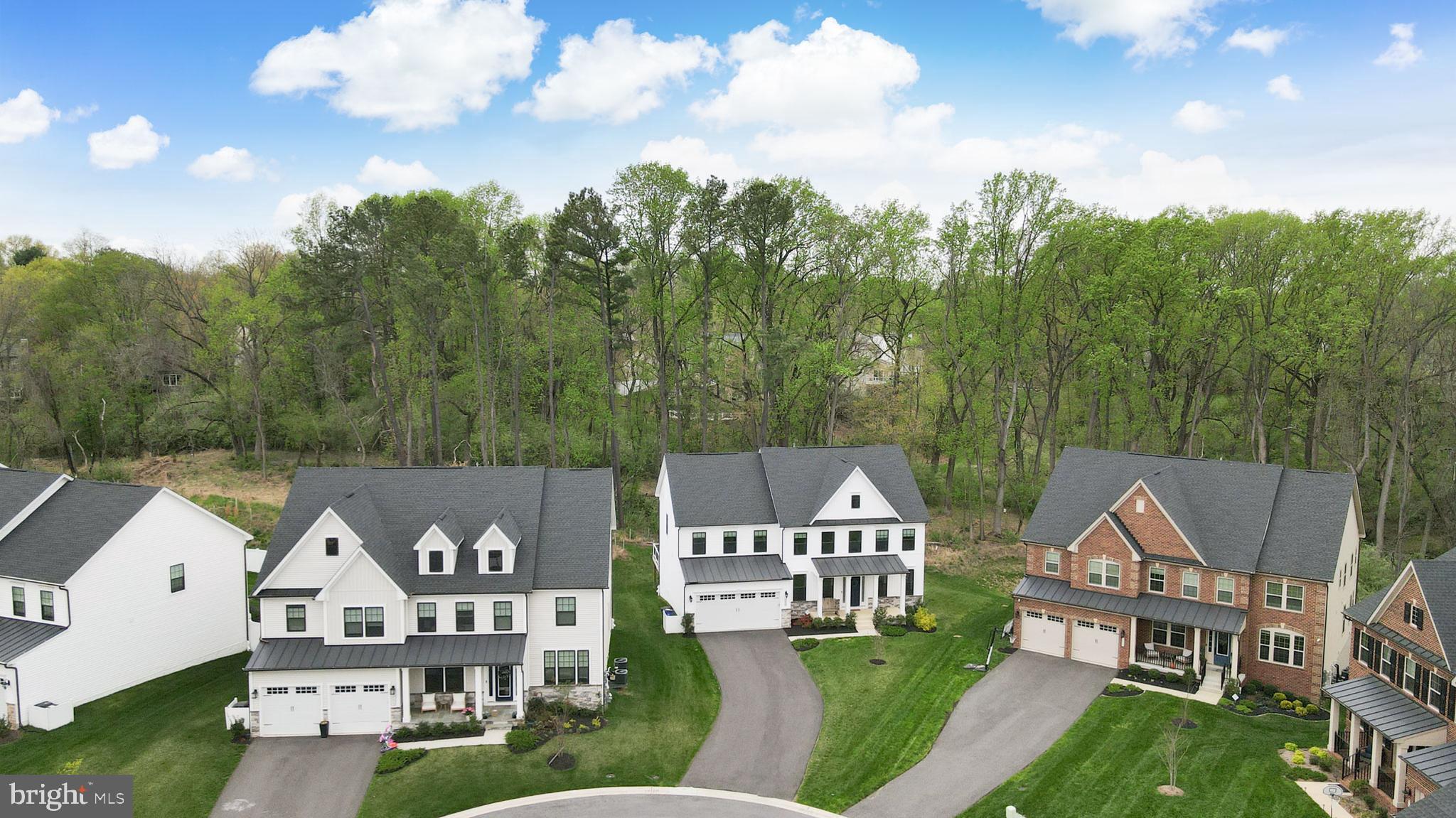 7679 CROSS CREEK DRIVE