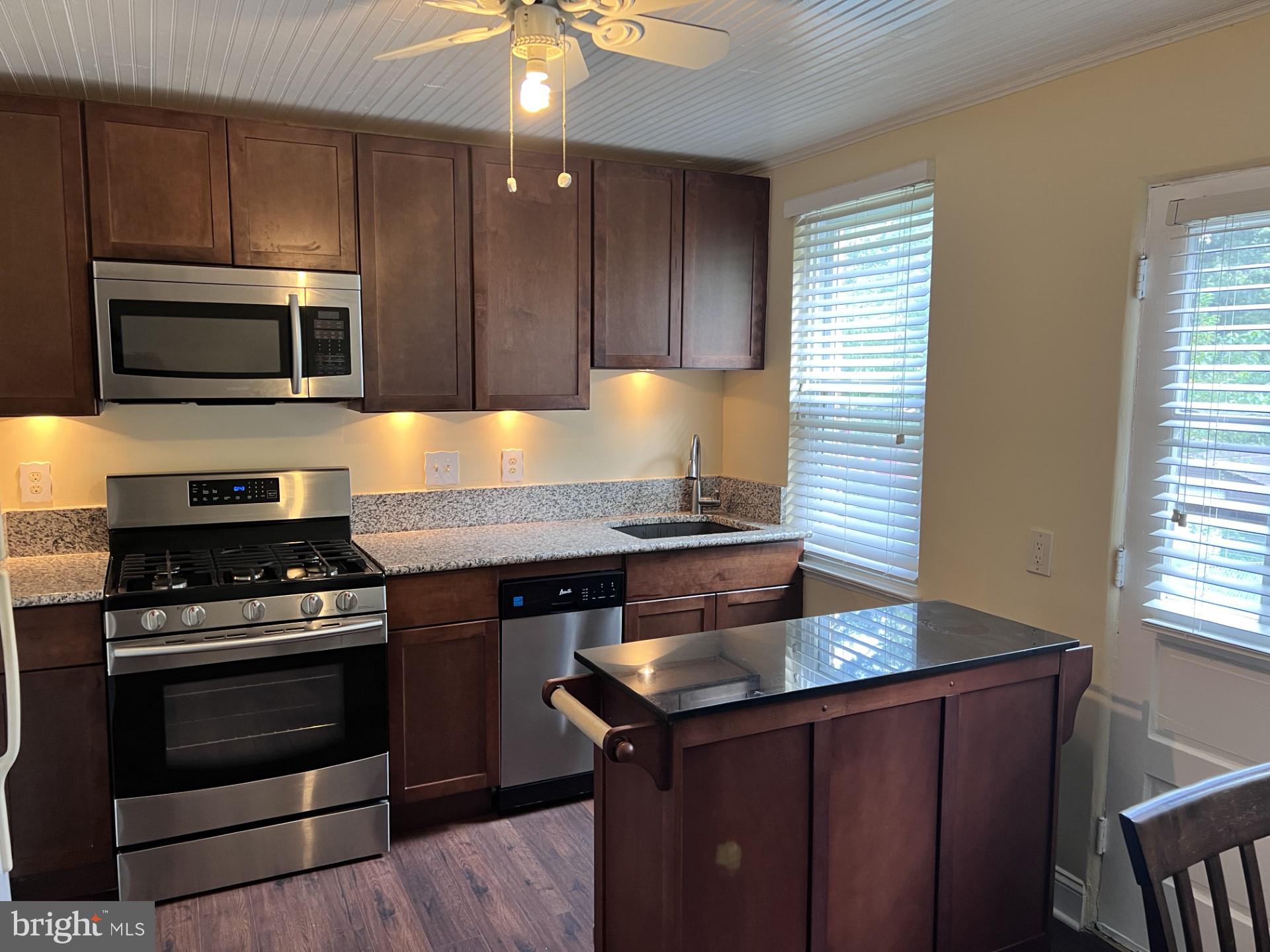 RIDGELEIGH - Residential