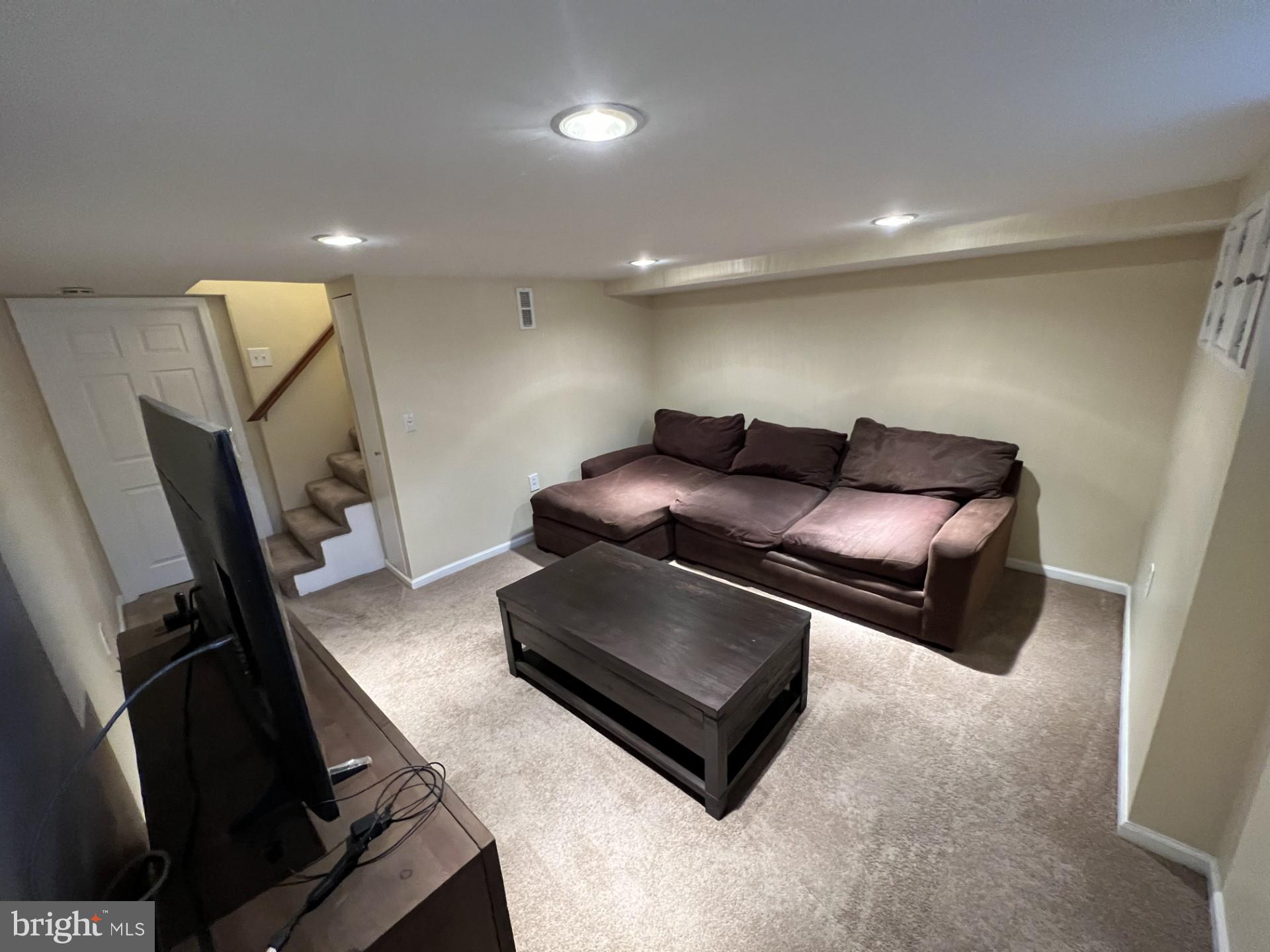 RIDGELEIGH - Residential