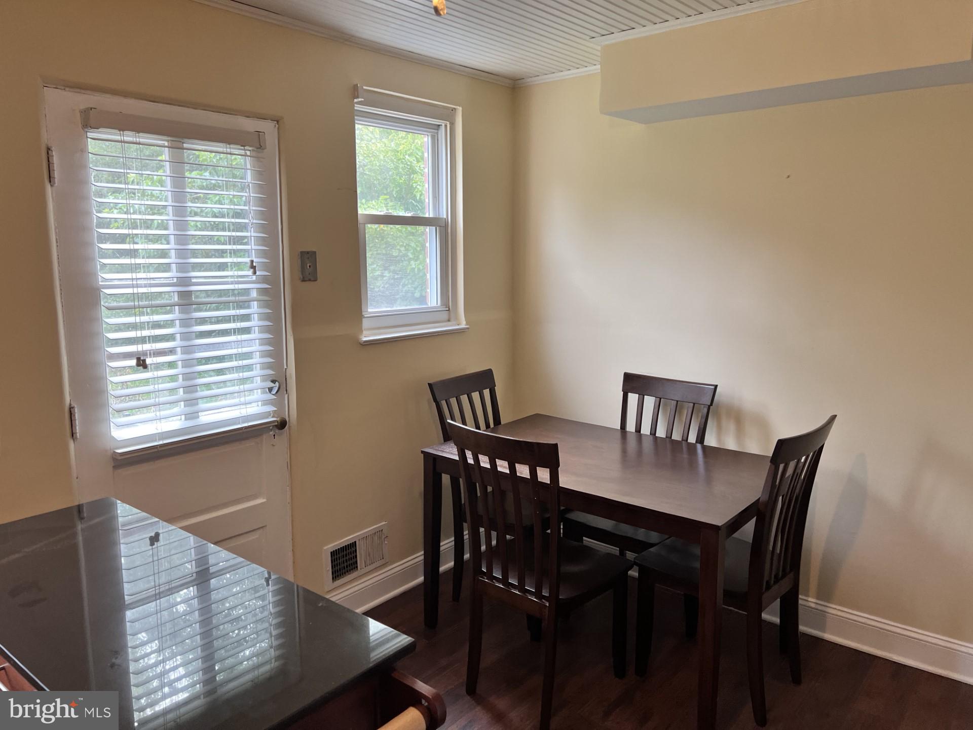 RIDGELEIGH - Residential