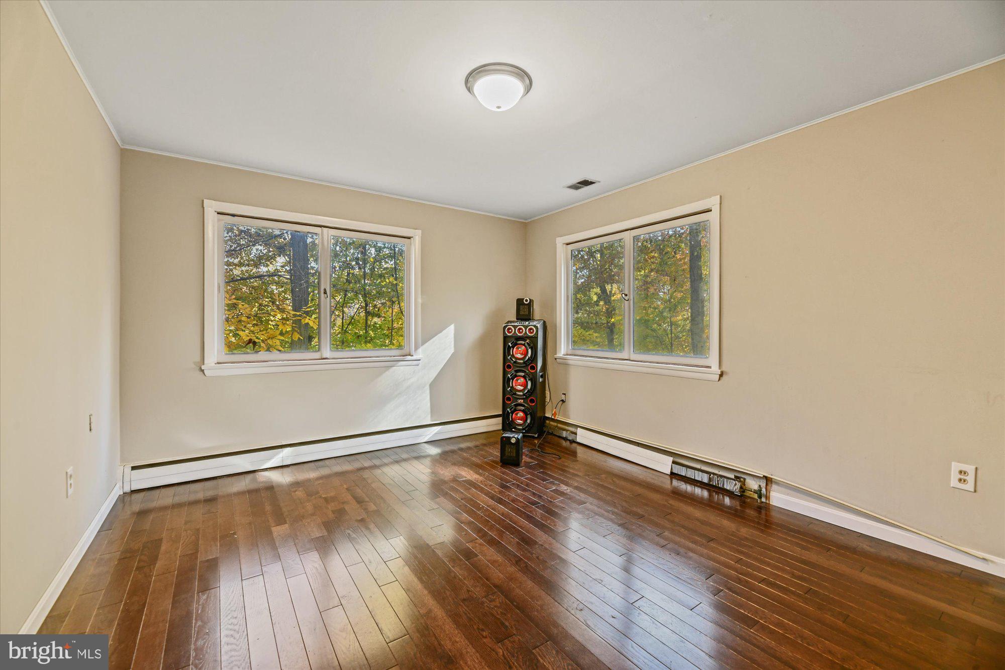 CHAPEL HILL - Residential