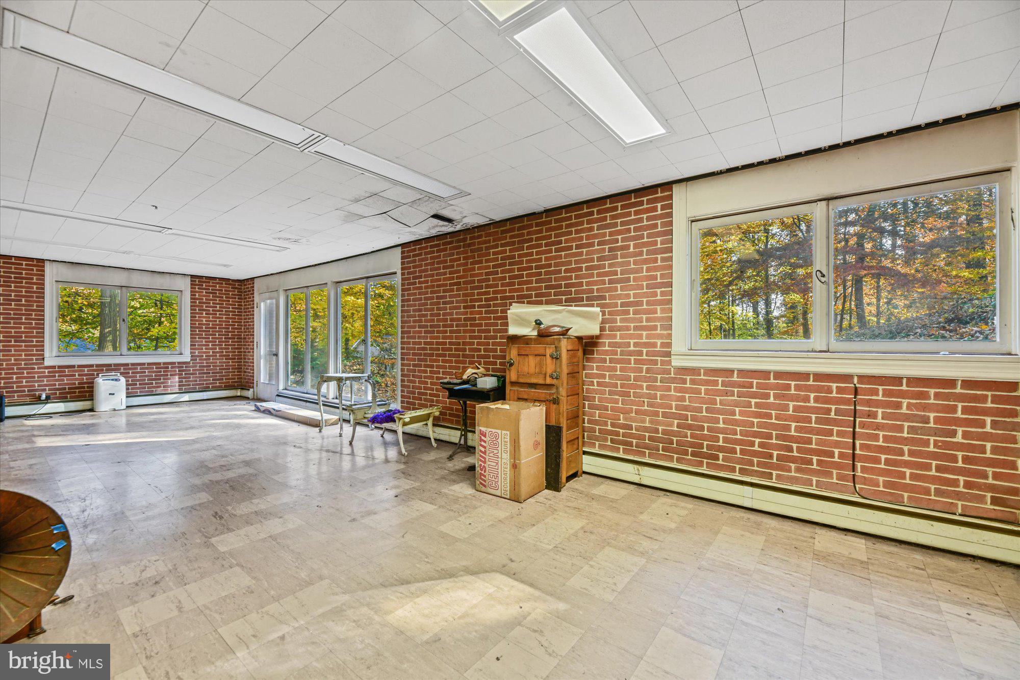 CHAPEL HILL - Residential