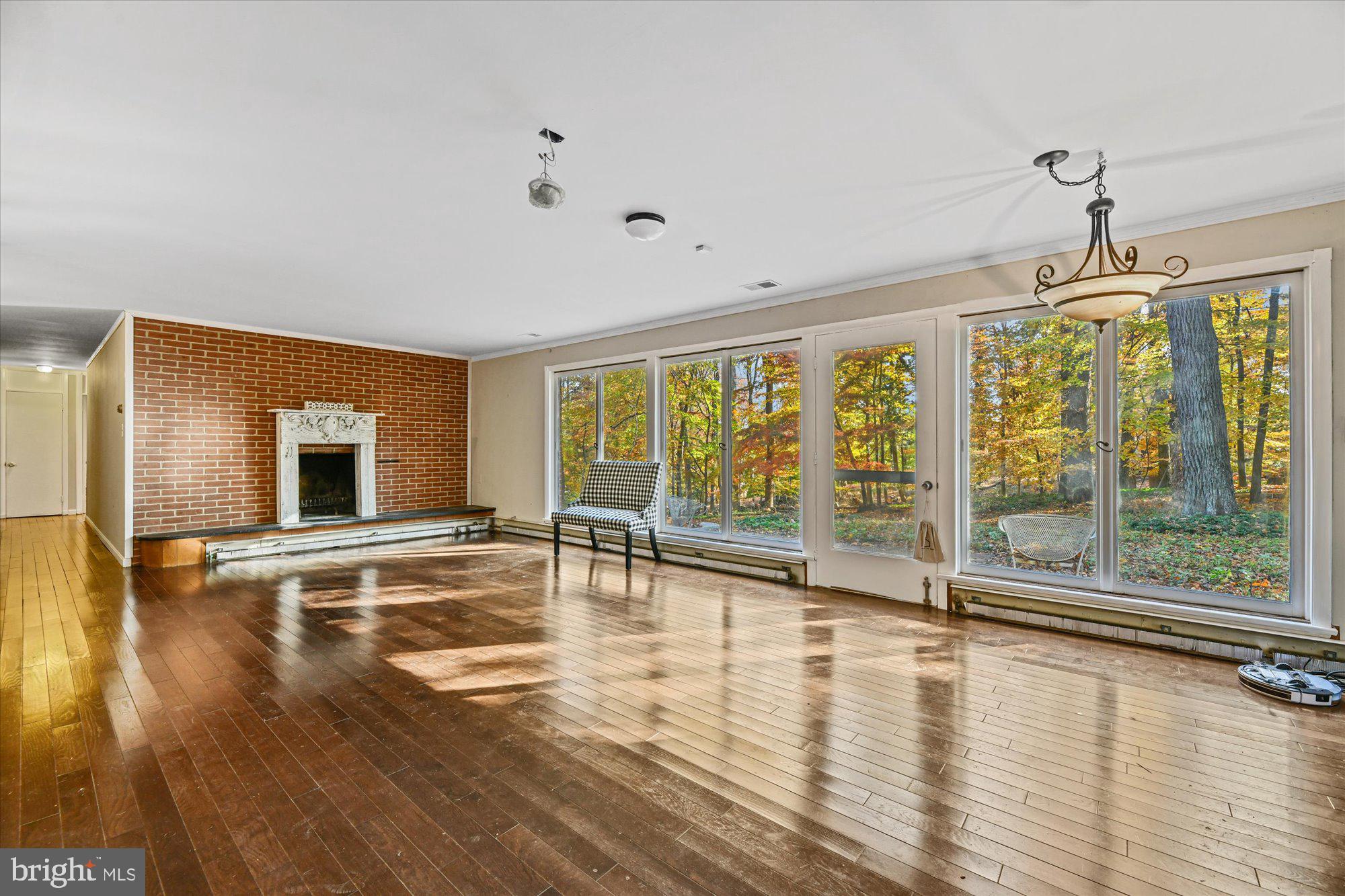 CHAPEL HILL - Residential