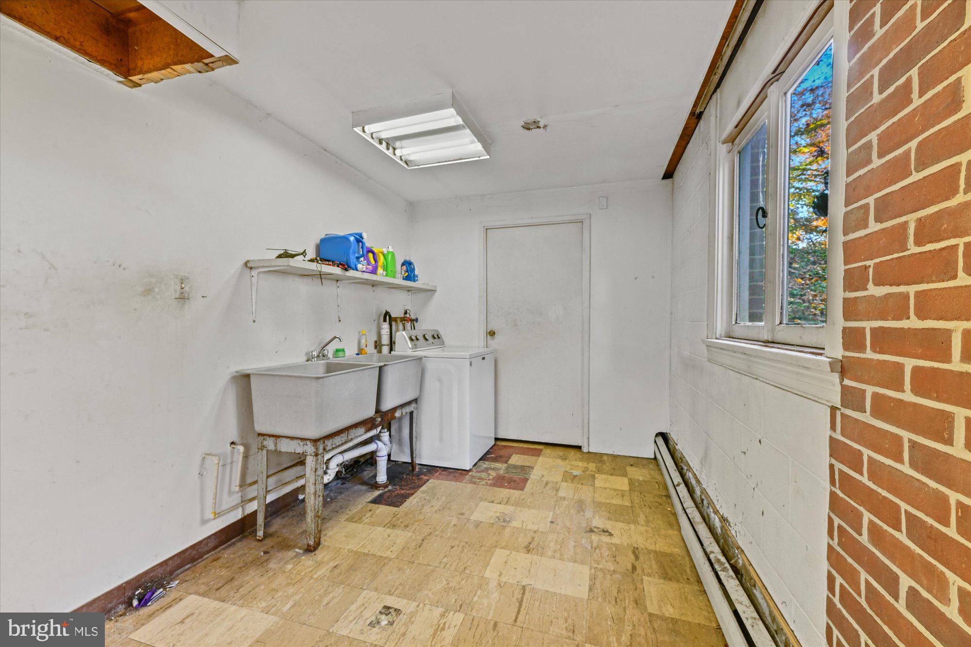 CHAPEL HILL - Residential