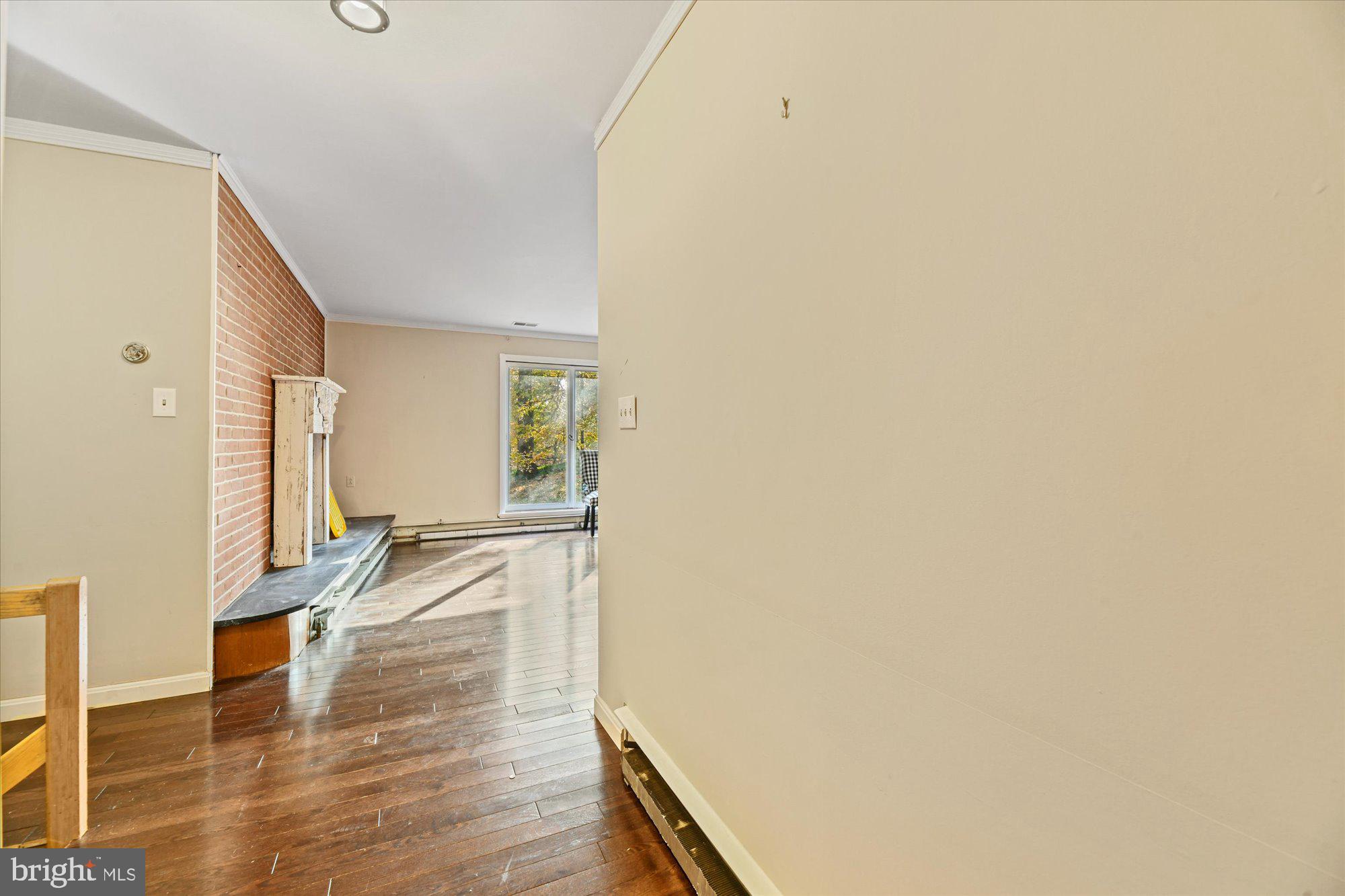 CHAPEL HILL - Residential