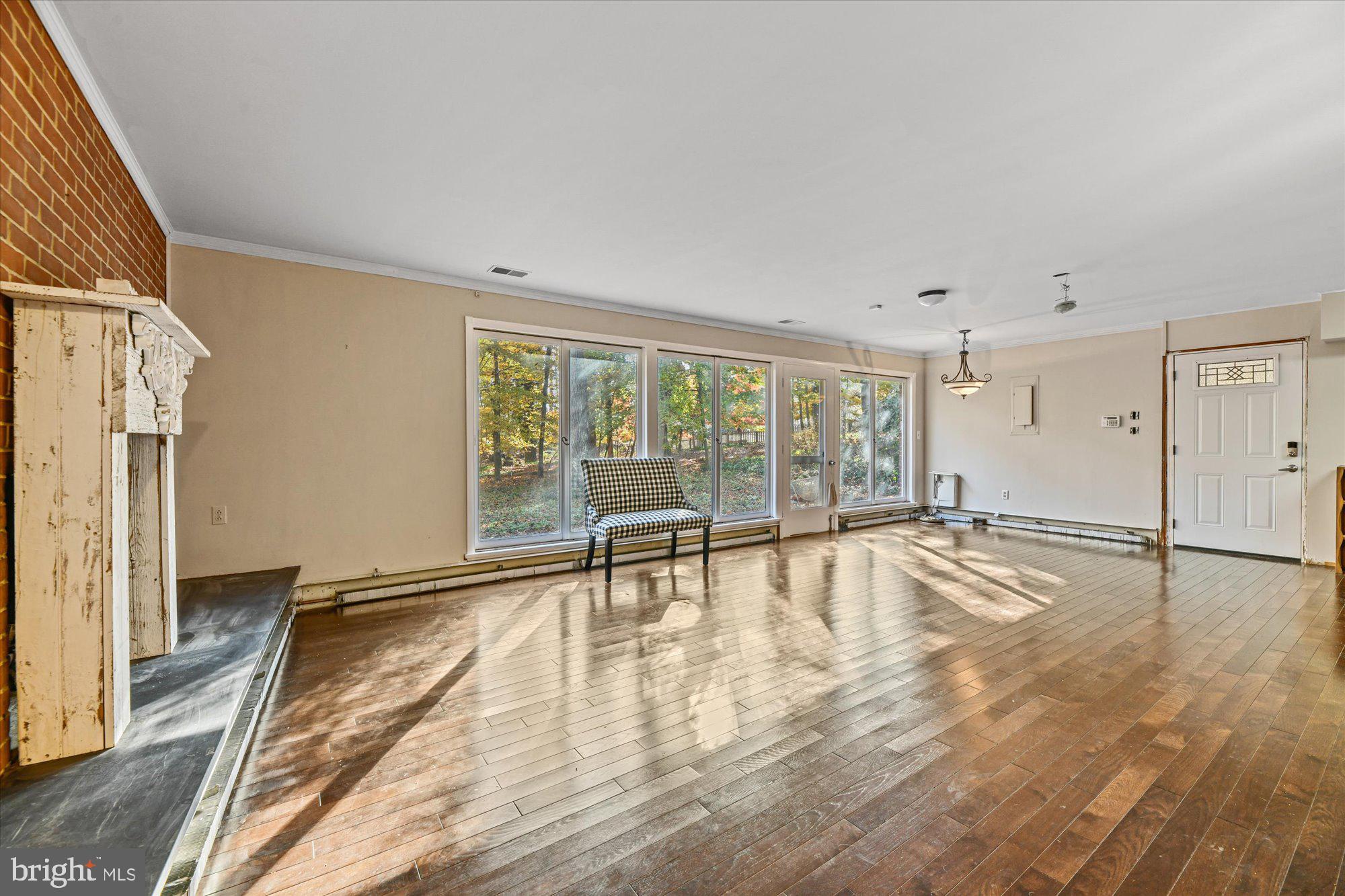 CHAPEL HILL - Residential