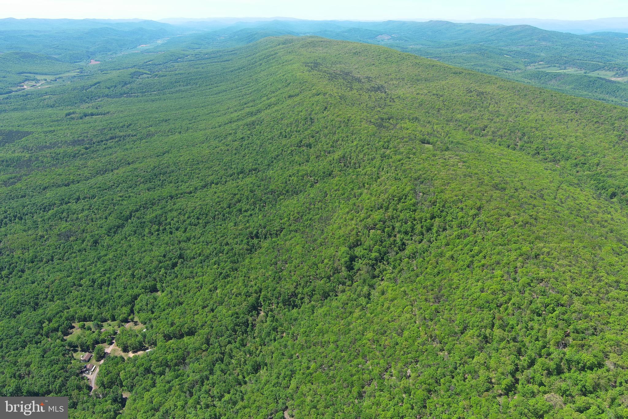 NONE UNRESTRICTED - Land