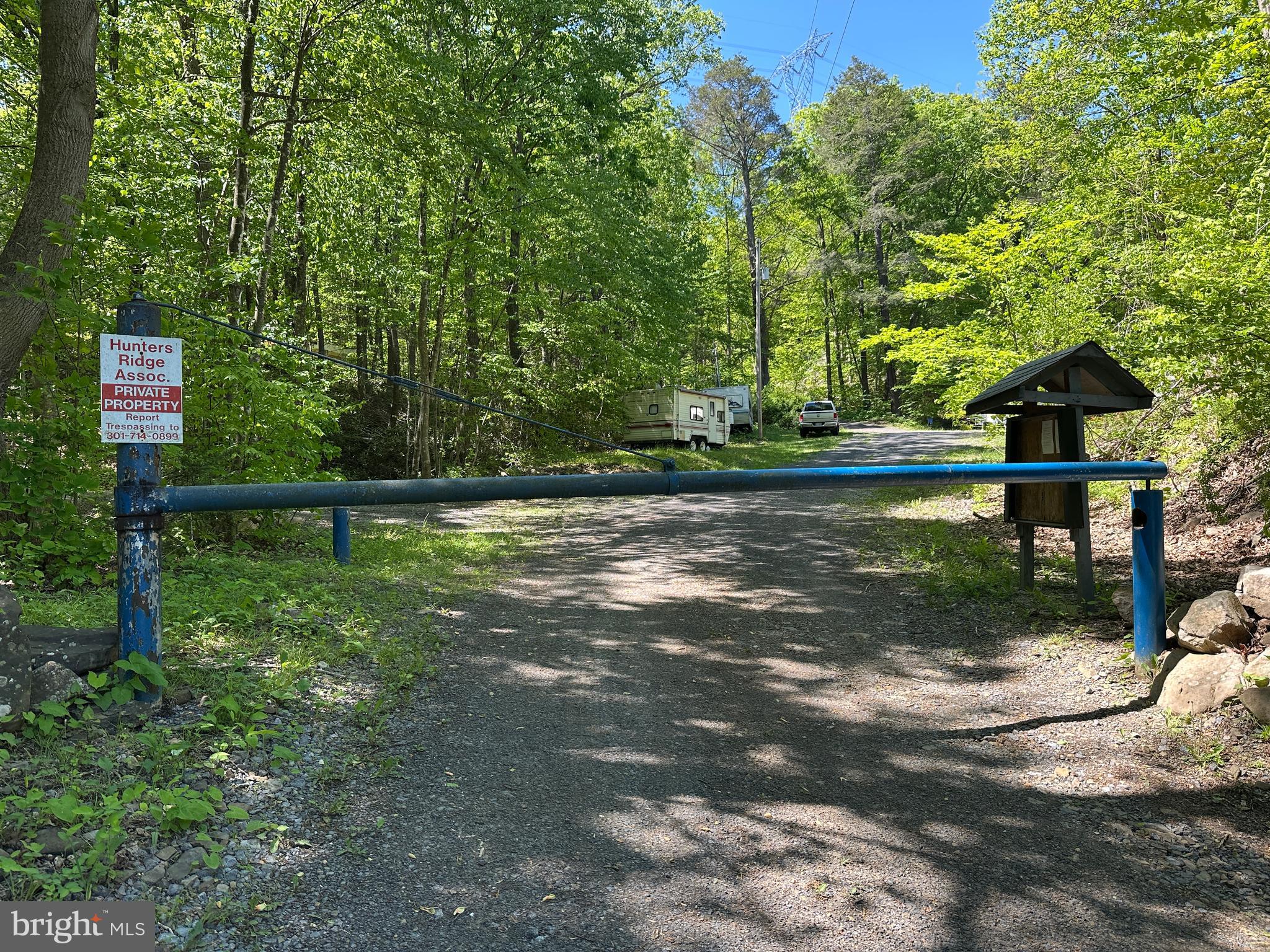 NONE UNRESTRICTED - Land