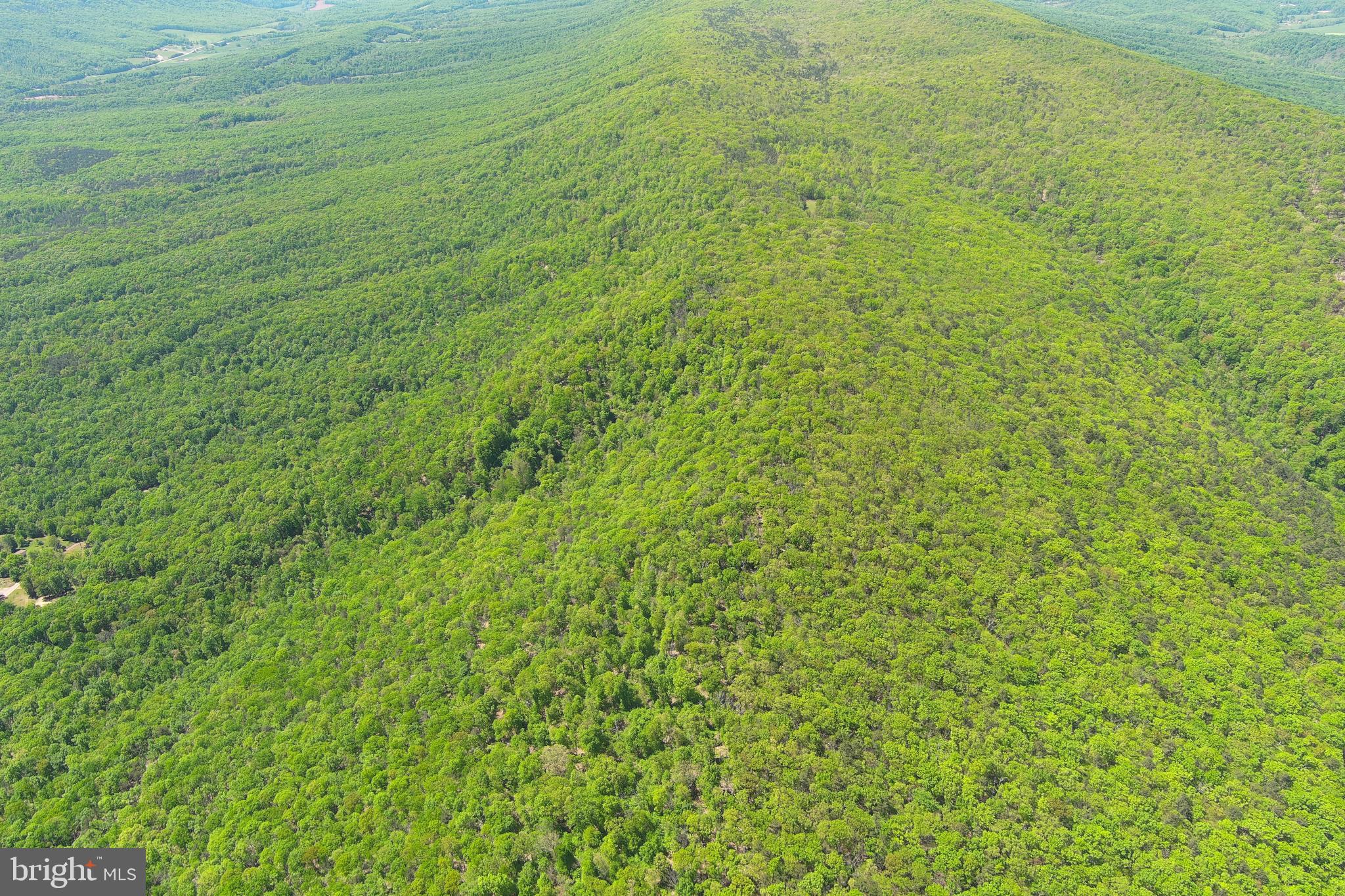 NONE UNRESTRICTED - Land