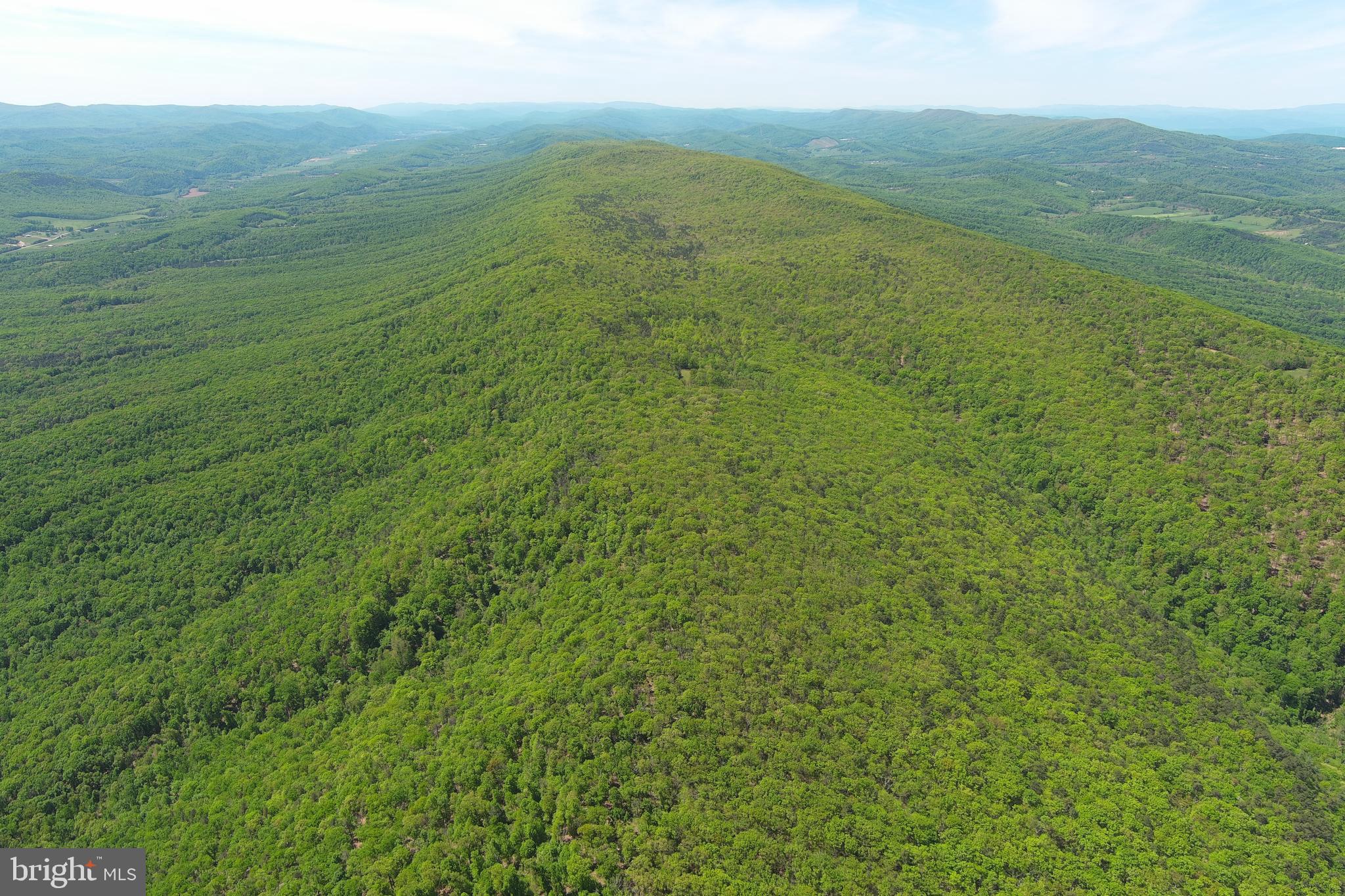 NONE UNRESTRICTED - Land