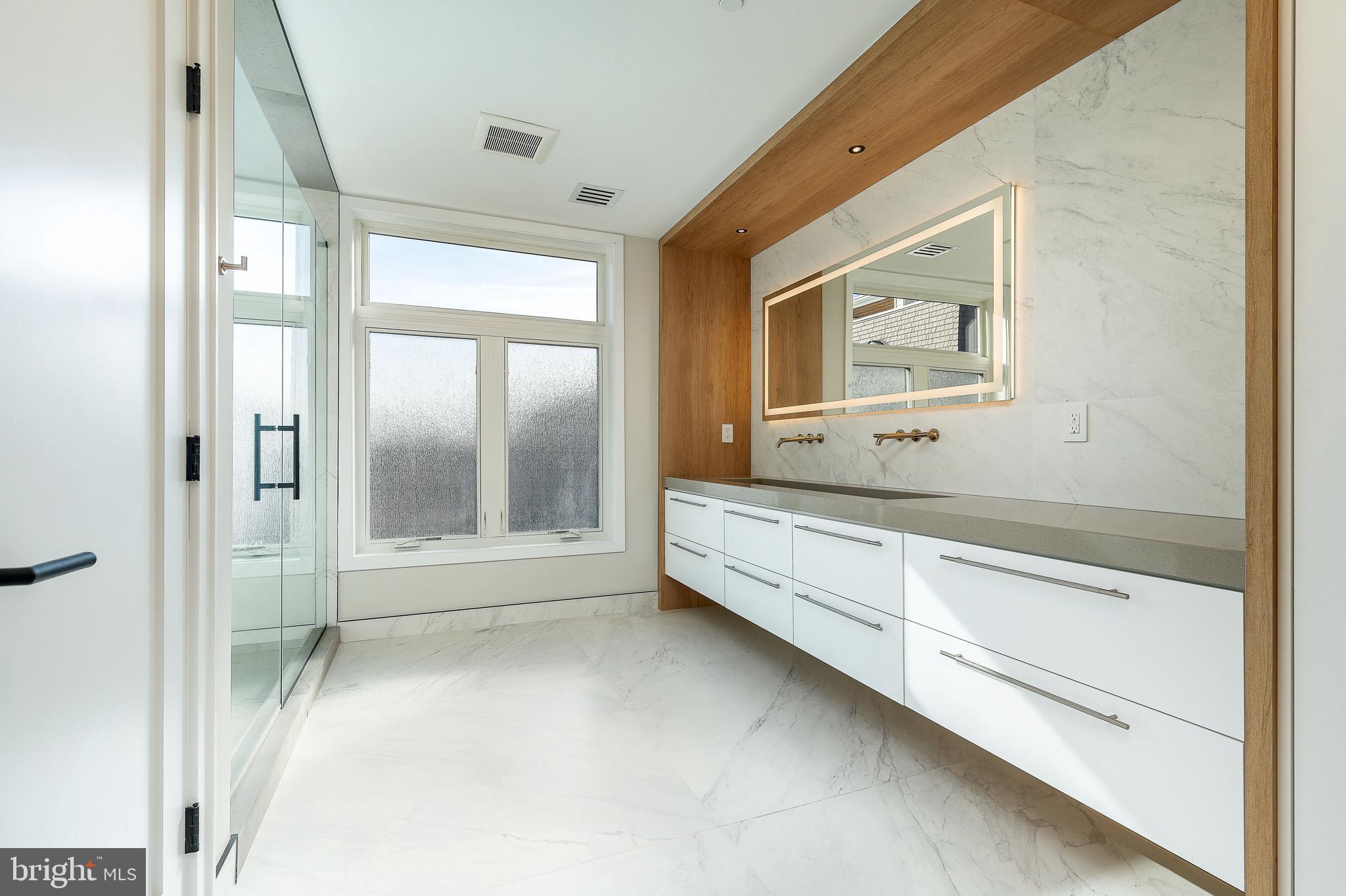 MANAYUNK - Residential