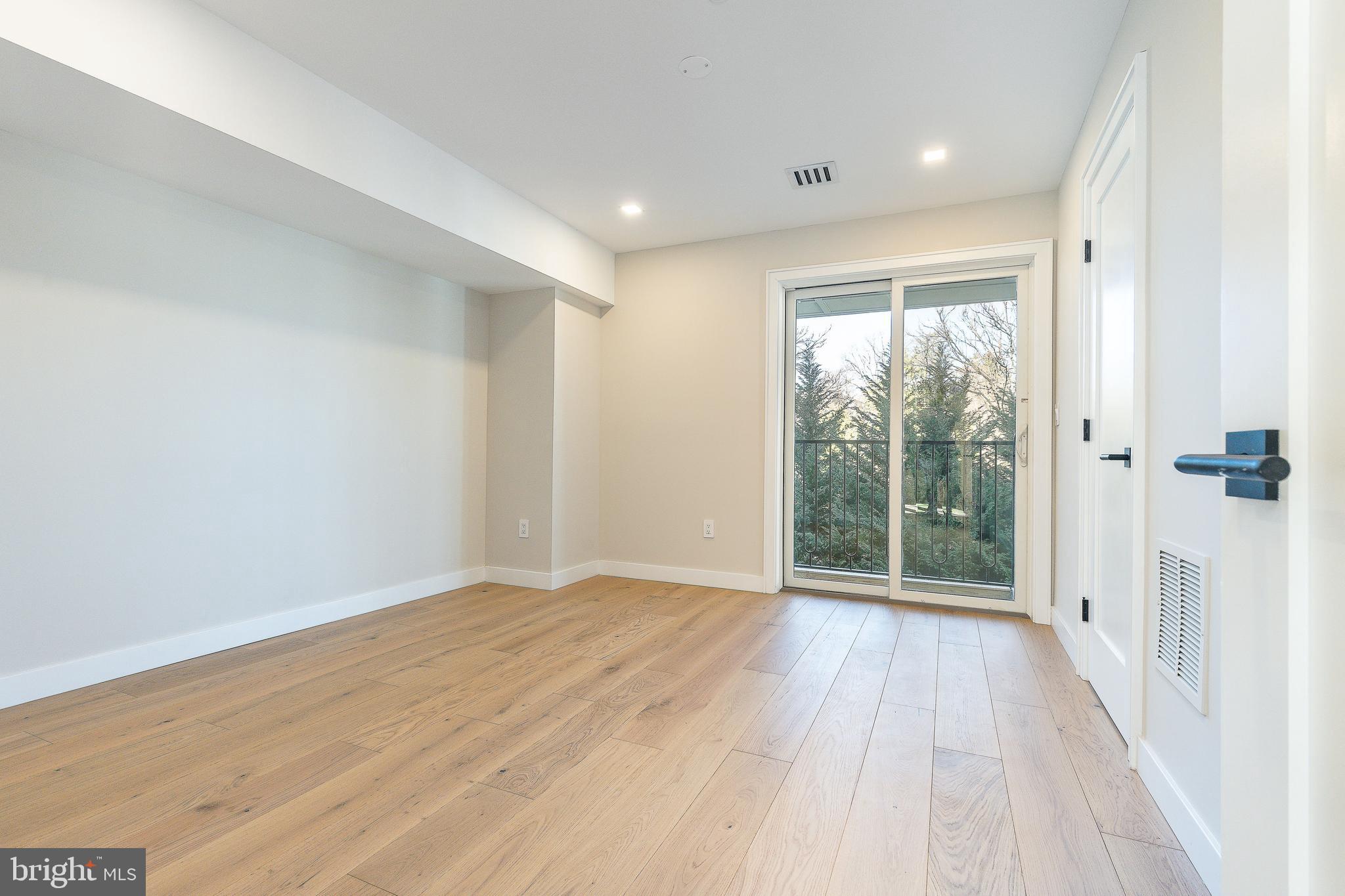 MANAYUNK - Residential