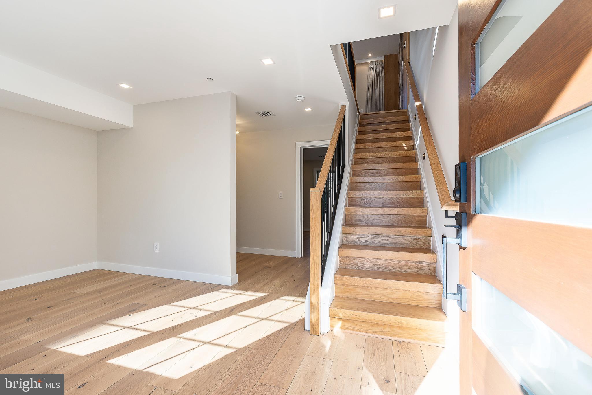 MANAYUNK - Residential