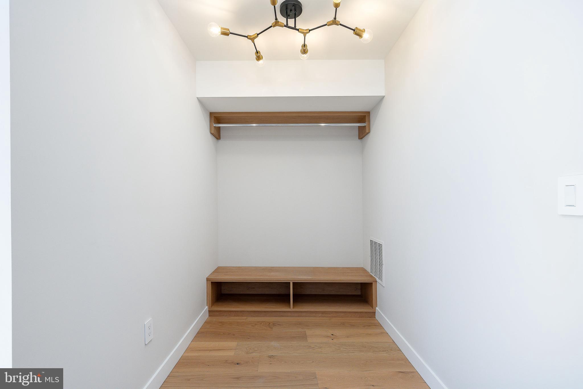 MANAYUNK - Residential