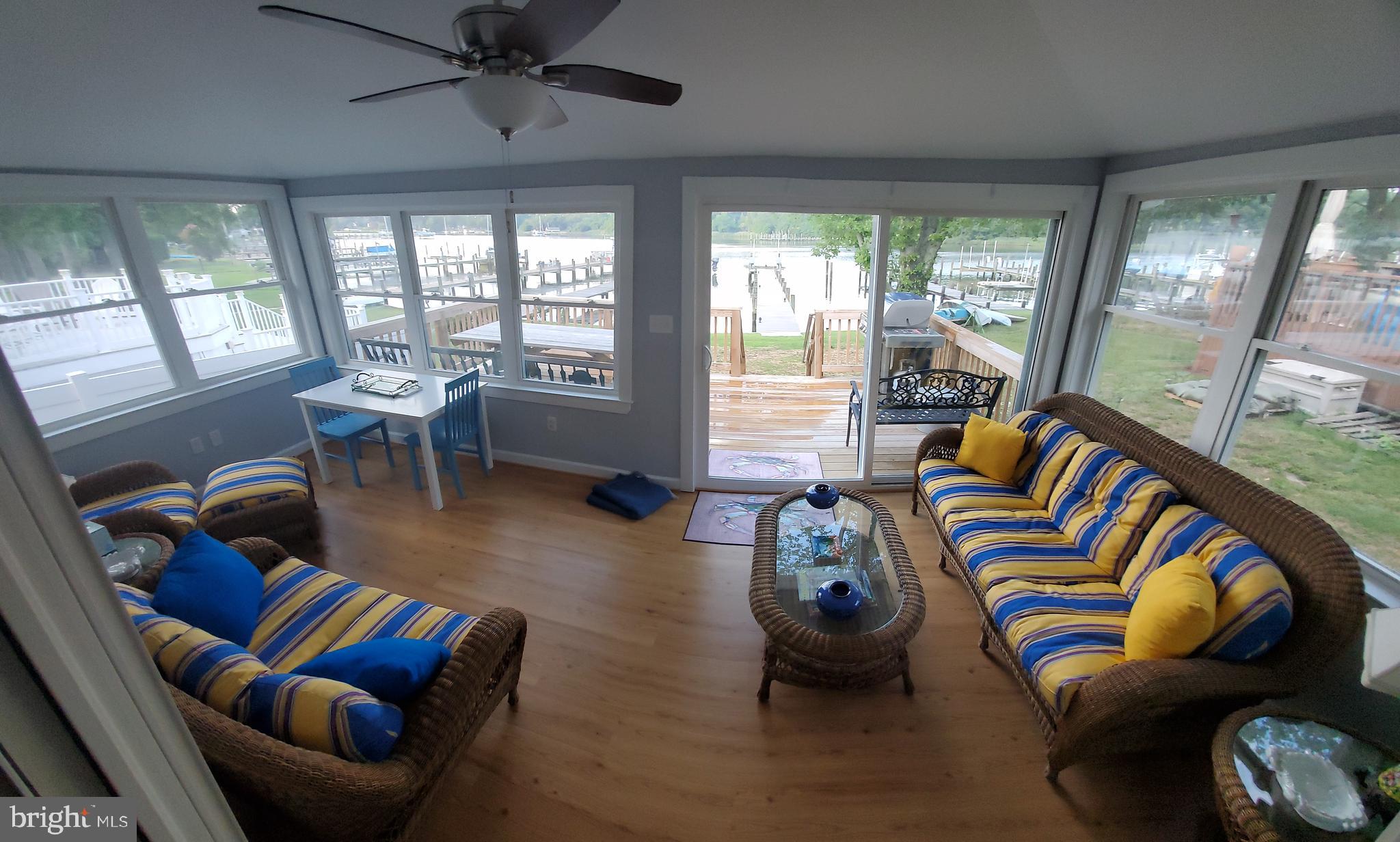 LONG POINT - Residential